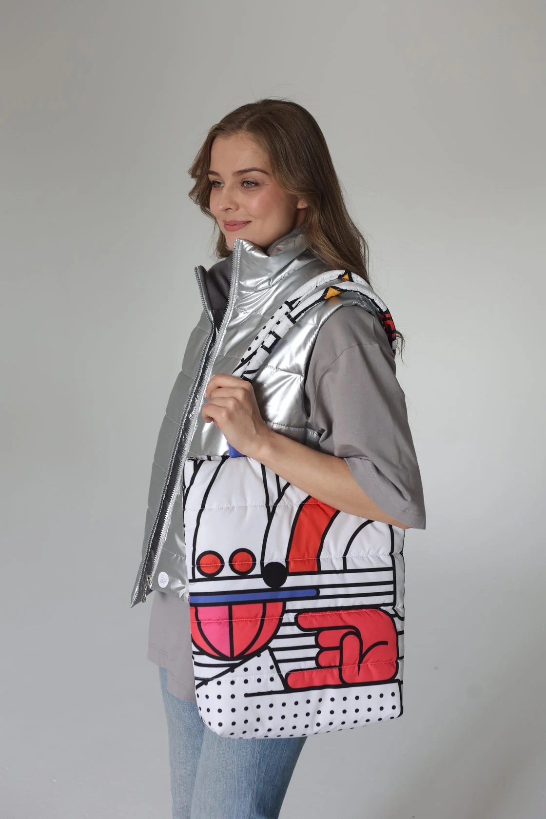 Промо-одежда, которую будут носить: 7 правил создания стильного и удобного корпоративного мерча