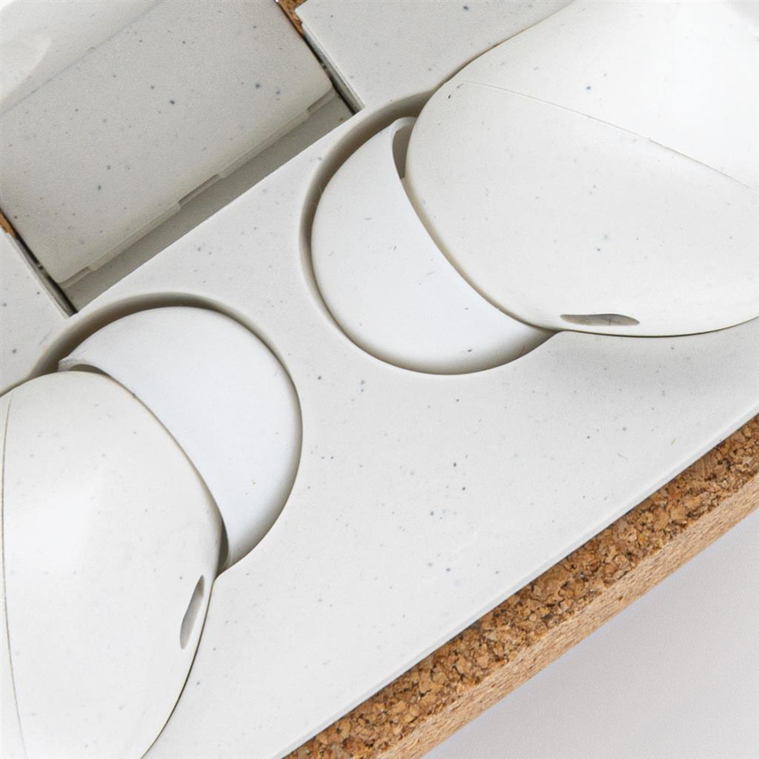 Наушники TWS Oregon из переработанного пластика RCS и пробки FSC® (Изображение 6)