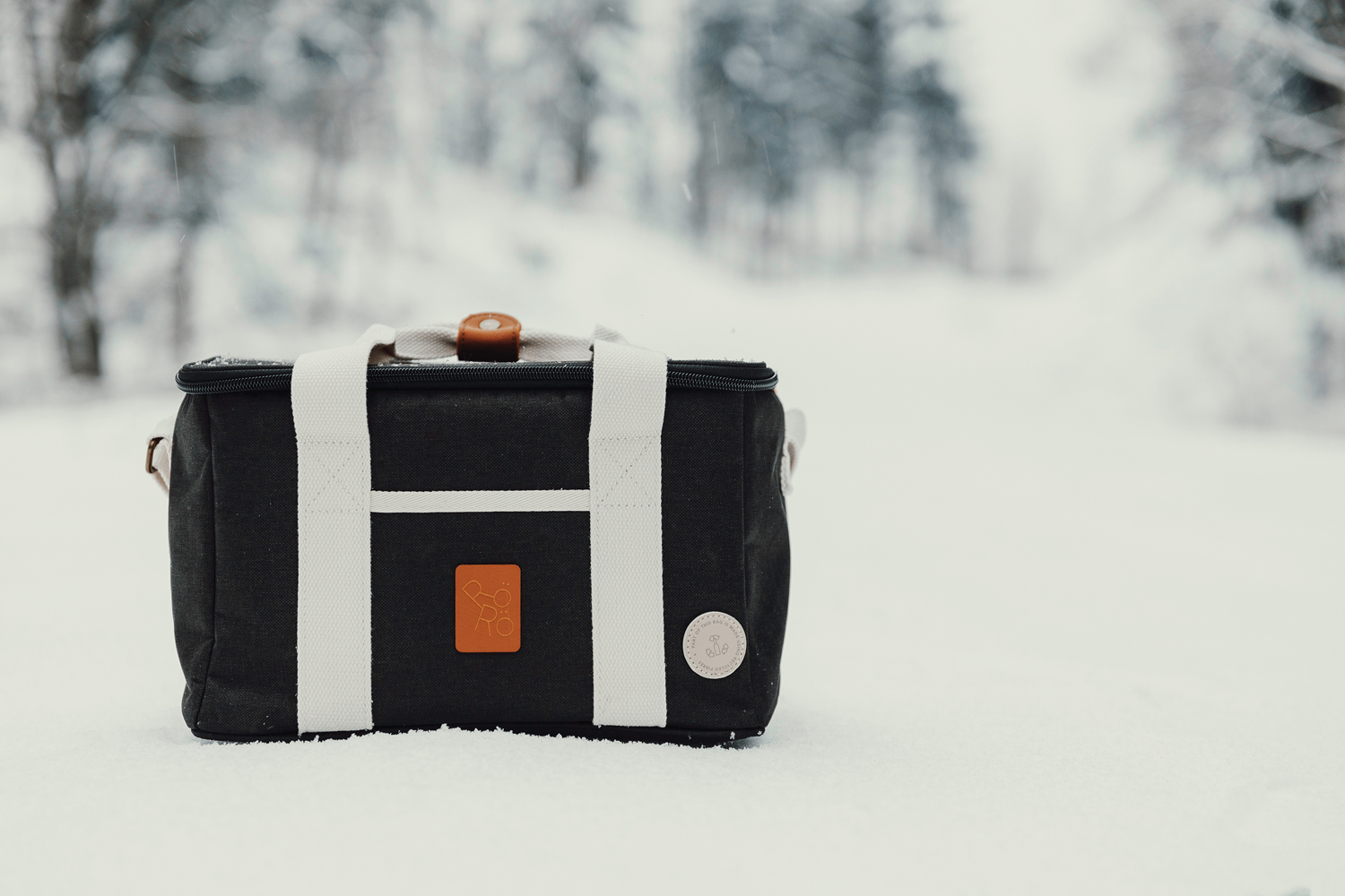 Городская сумка-холодильник VINGA Sortino из rPET (Изображение 16)