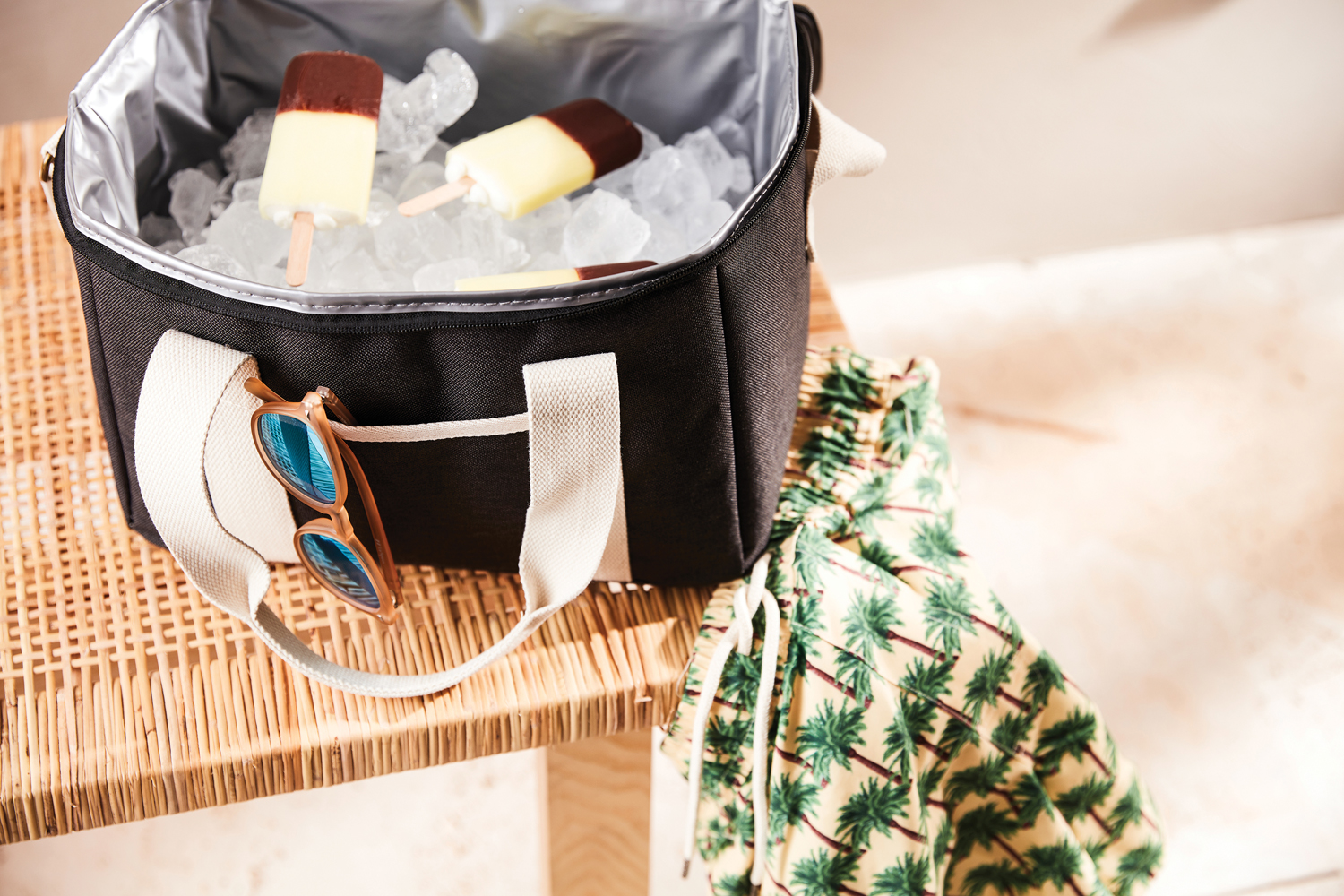 Городская сумка-холодильник VINGA Sortino из rPET (Изображение 7)