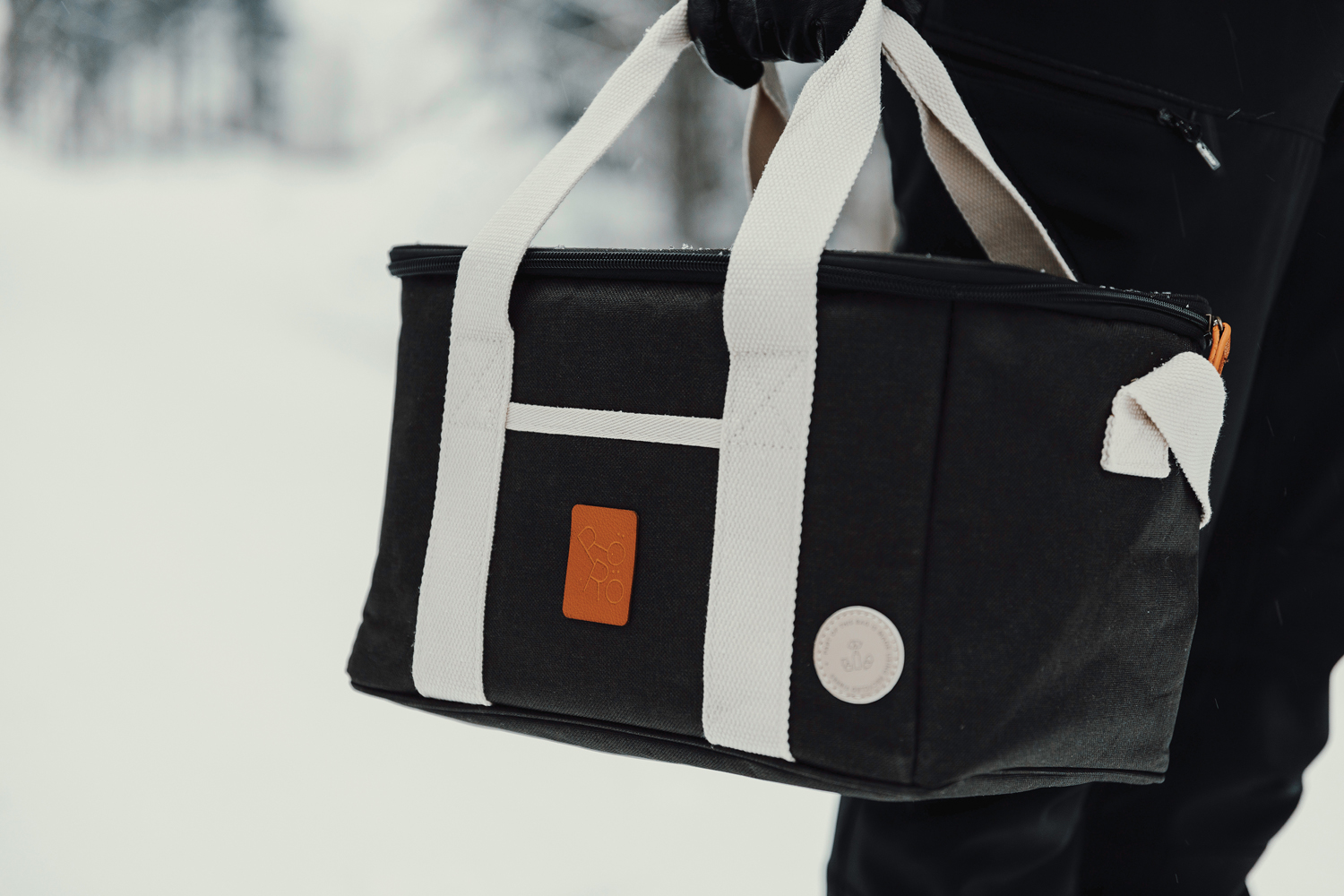 Городская сумка-холодильник VINGA Sortino из rPET (Изображение 14)