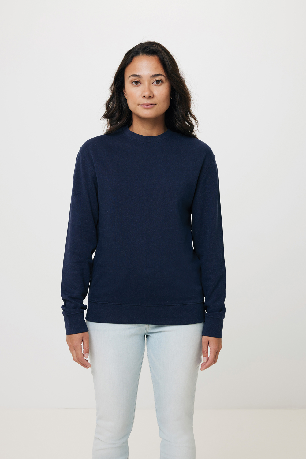 Свитшот Iqoniq Zion из переработанного хлопка, унисекс, 340 г/м² (Изображение 5)