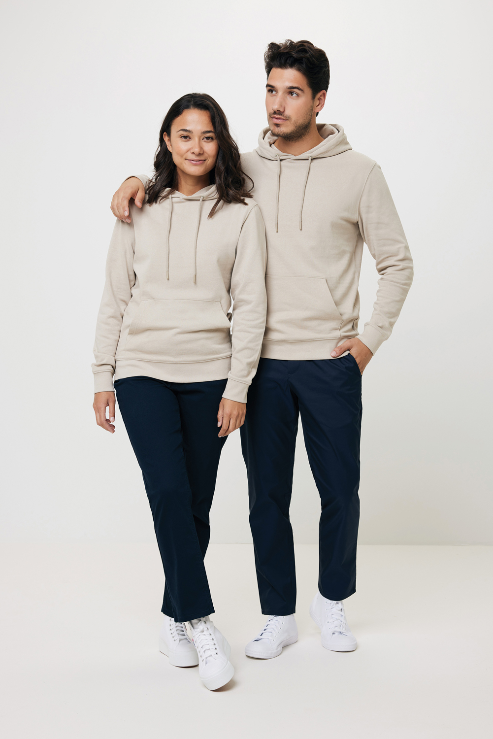 Худи Iqoniq Jasper из переработанного хлопка, унисекс, 340 г/м² (Изображение 29)