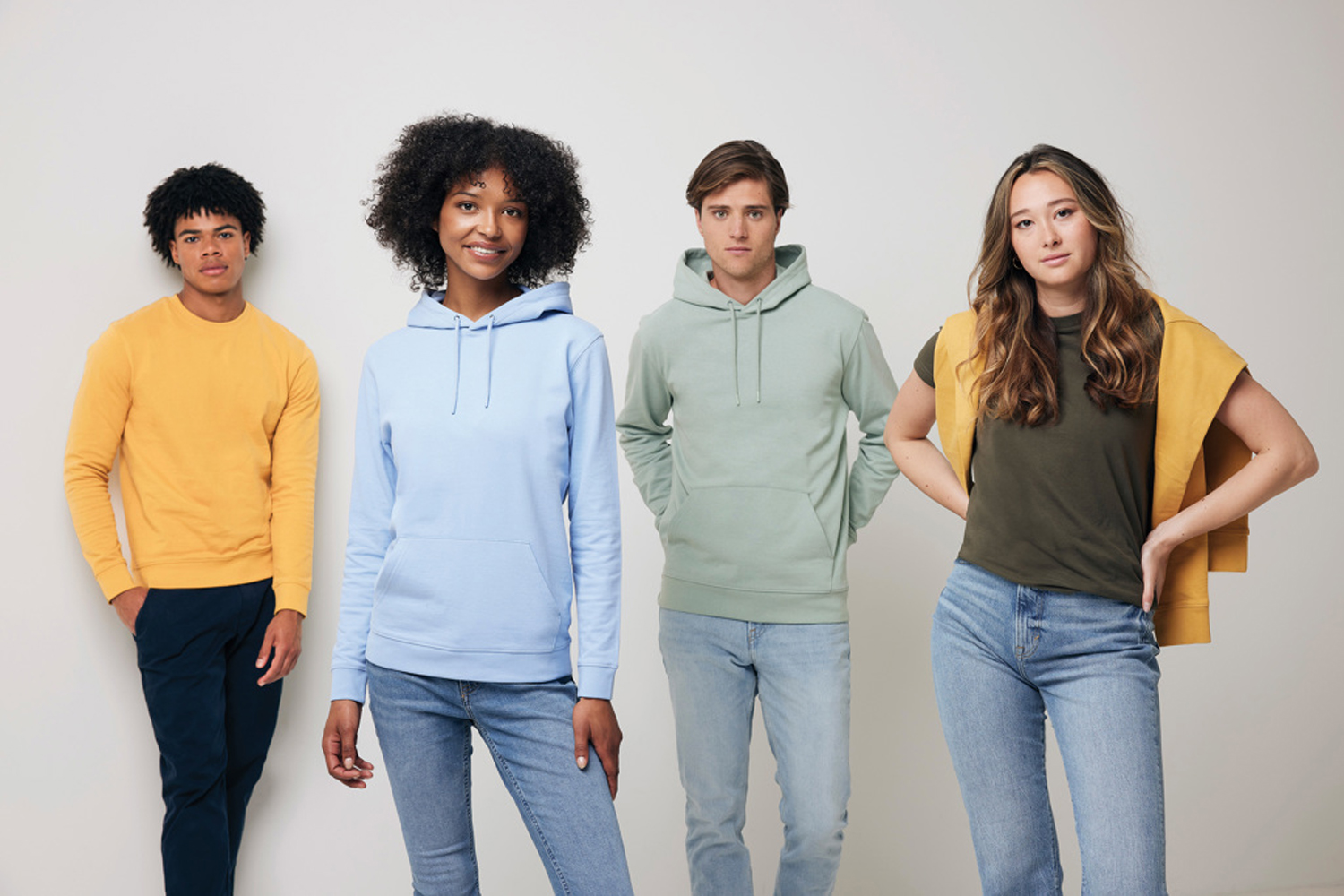 Худи Iqoniq Jasper из переработанного хлопка, унисекс, 340 г/м² (Изображение 7)