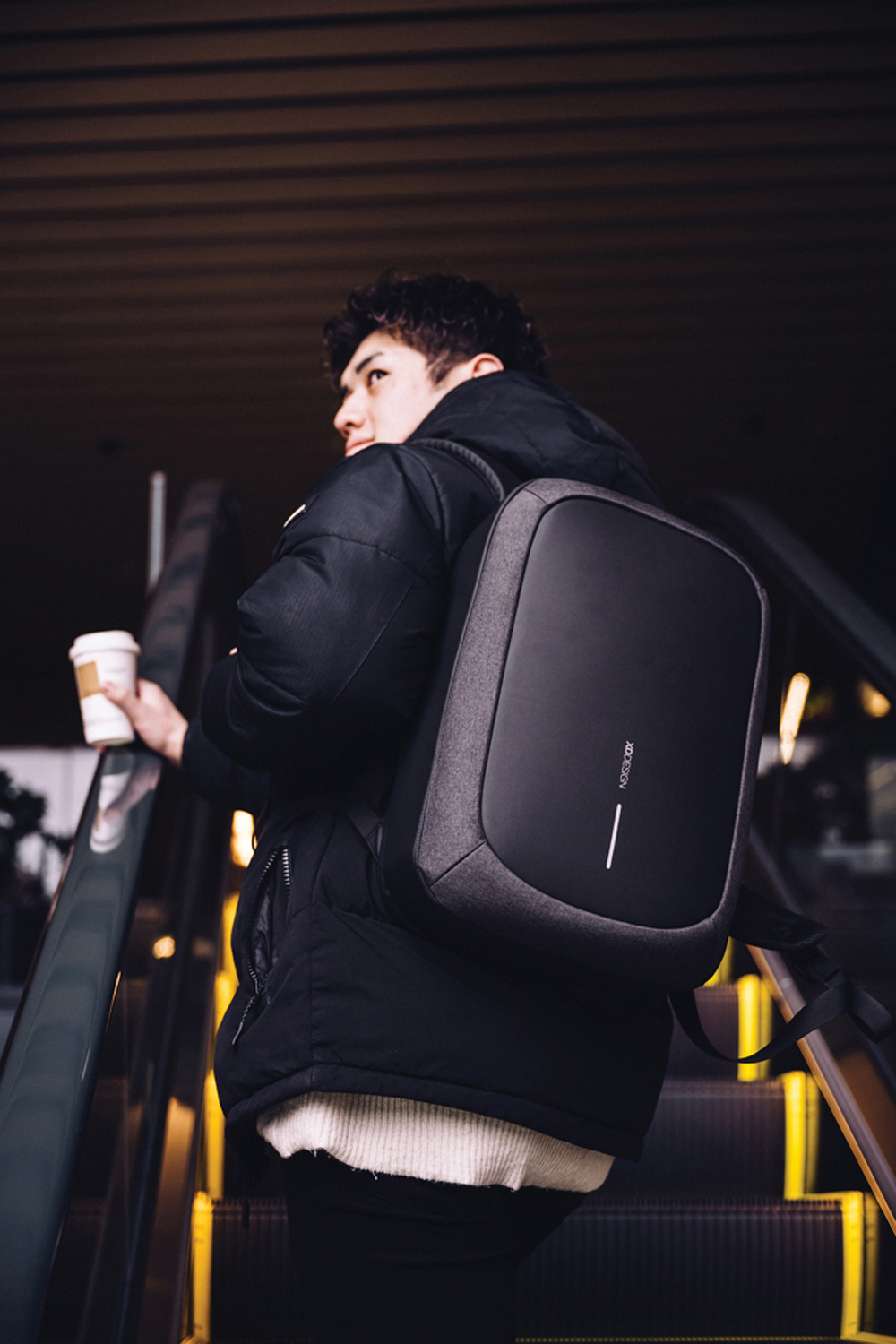 Антикражный рюкзак Bobby Edge из rPET AWARE™, 16’’ (Изображение 49)