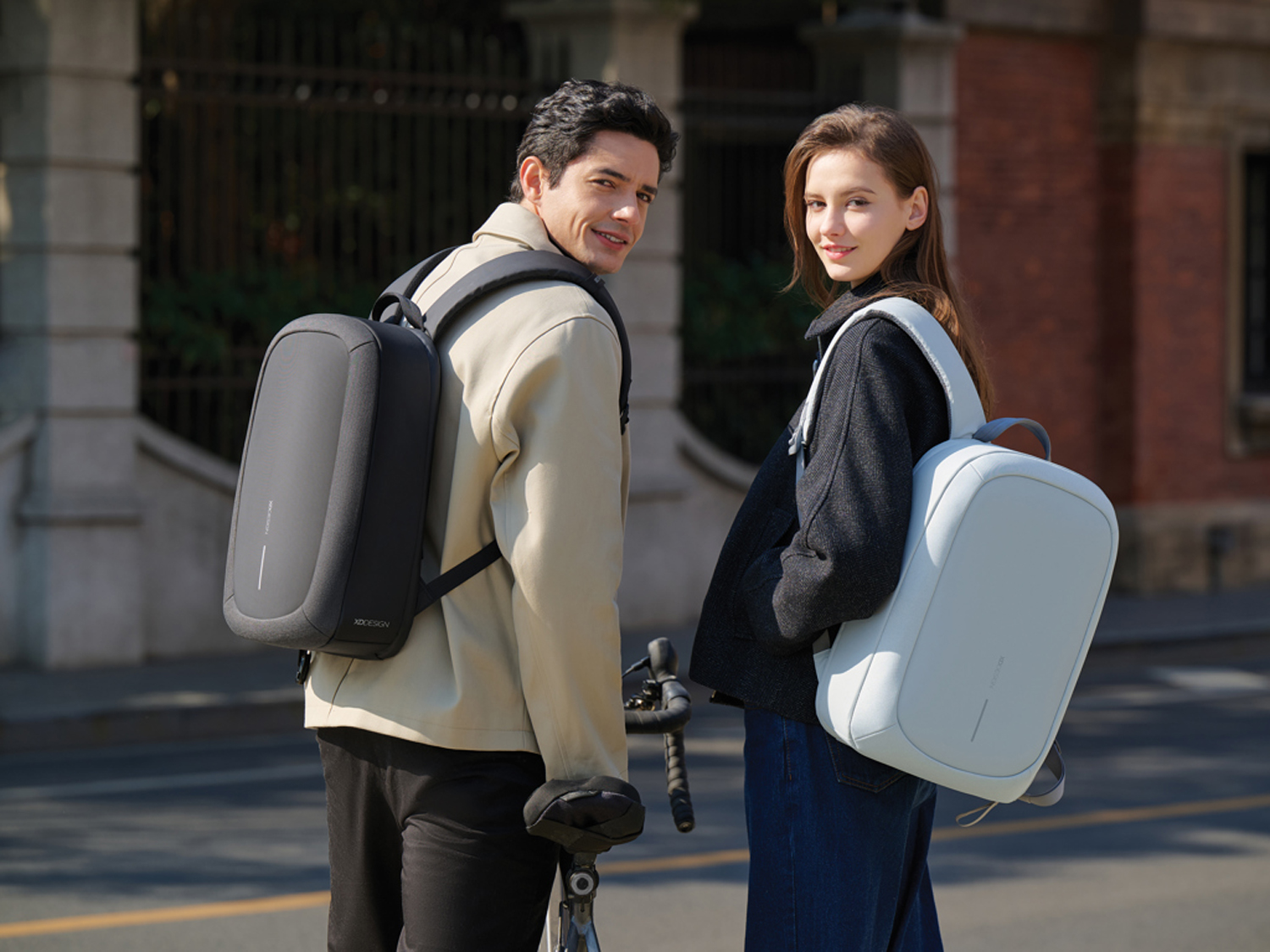 Антикражный рюкзак Bobby Edge из rPET AWARE™, 16’’ (Изображение 56)