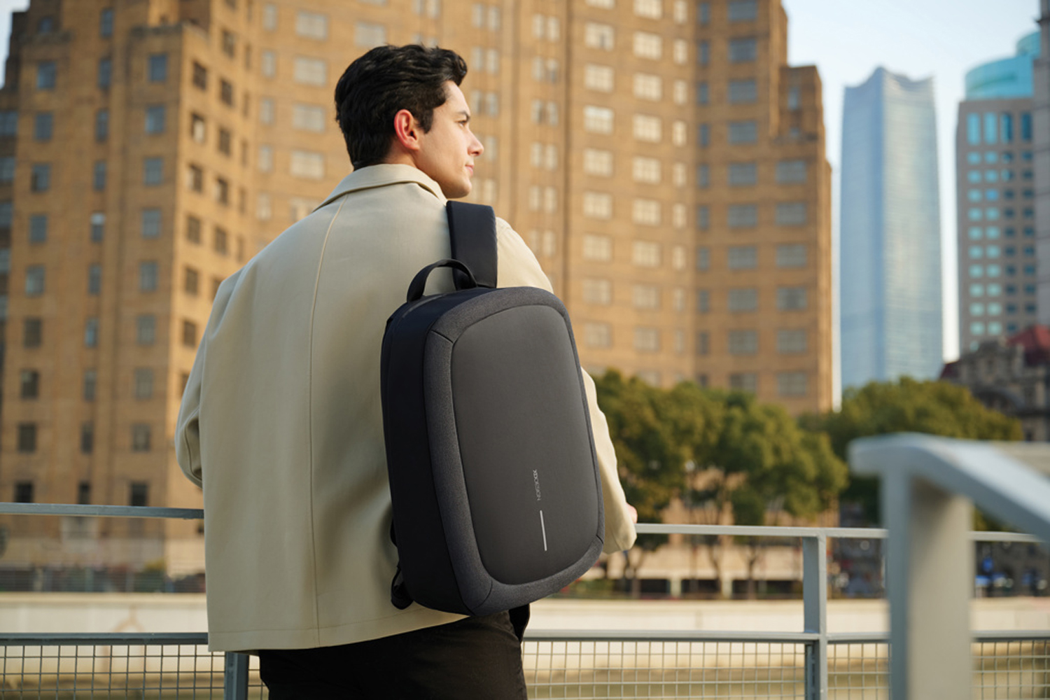 Антикражный рюкзак Bobby Edge из rPET AWARE™, 16’’ (Изображение 35)