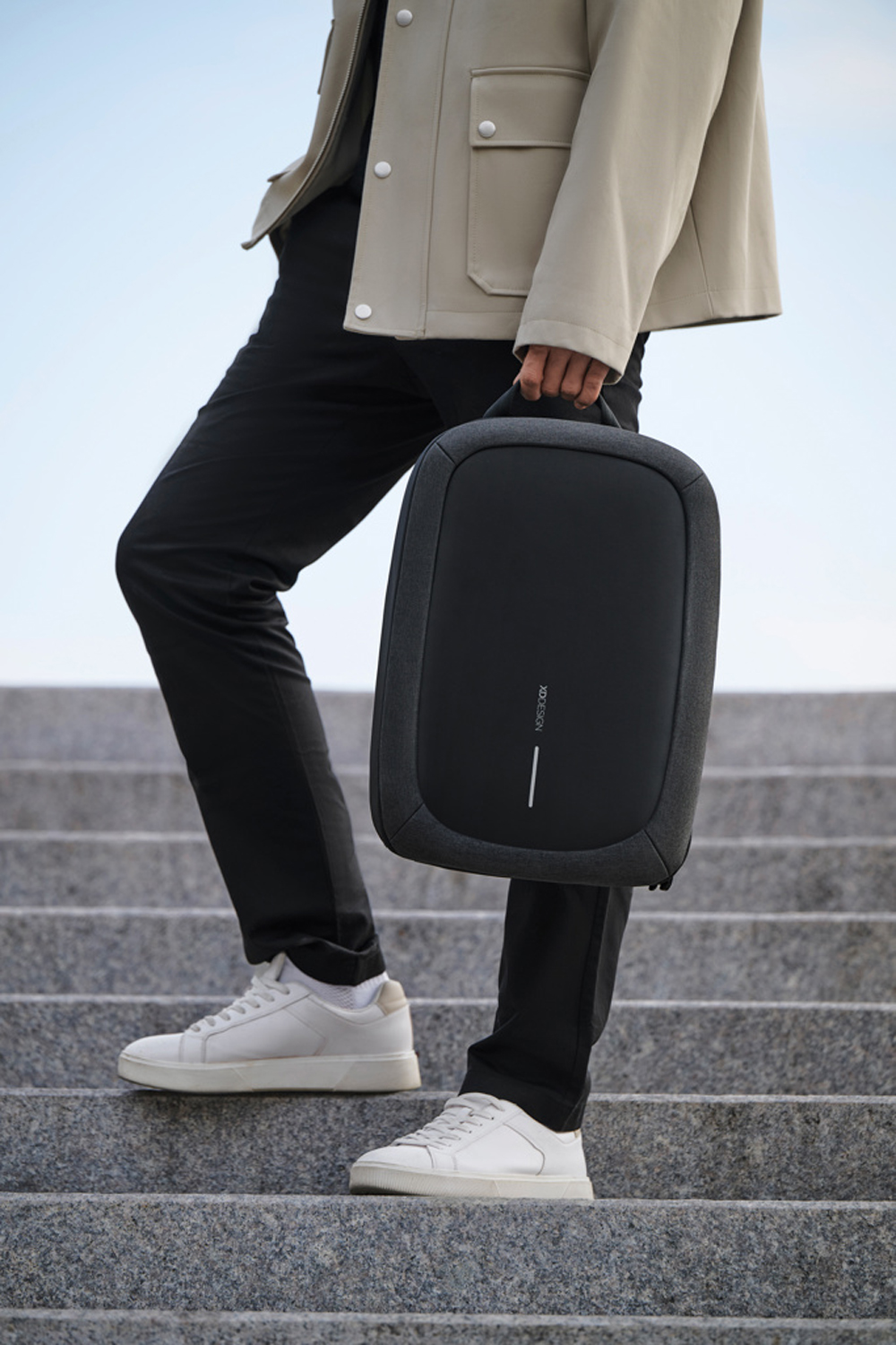 Антикражный рюкзак Bobby Edge из rPET AWARE™, 16’’ (Изображение 34)