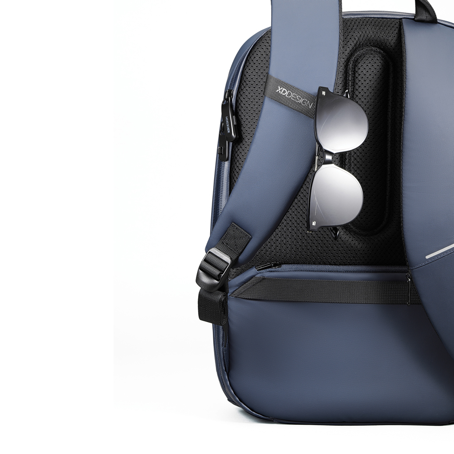 Антикражный рюкзак Bobby Edge из rPET AWARE™, 16’’ (Изображение 8)