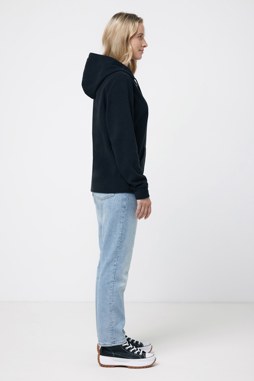 Худи Iqoniq Trivor из переработанного полиэстера AWARE™, унисекс, 240 г/м² (Изображение 12)