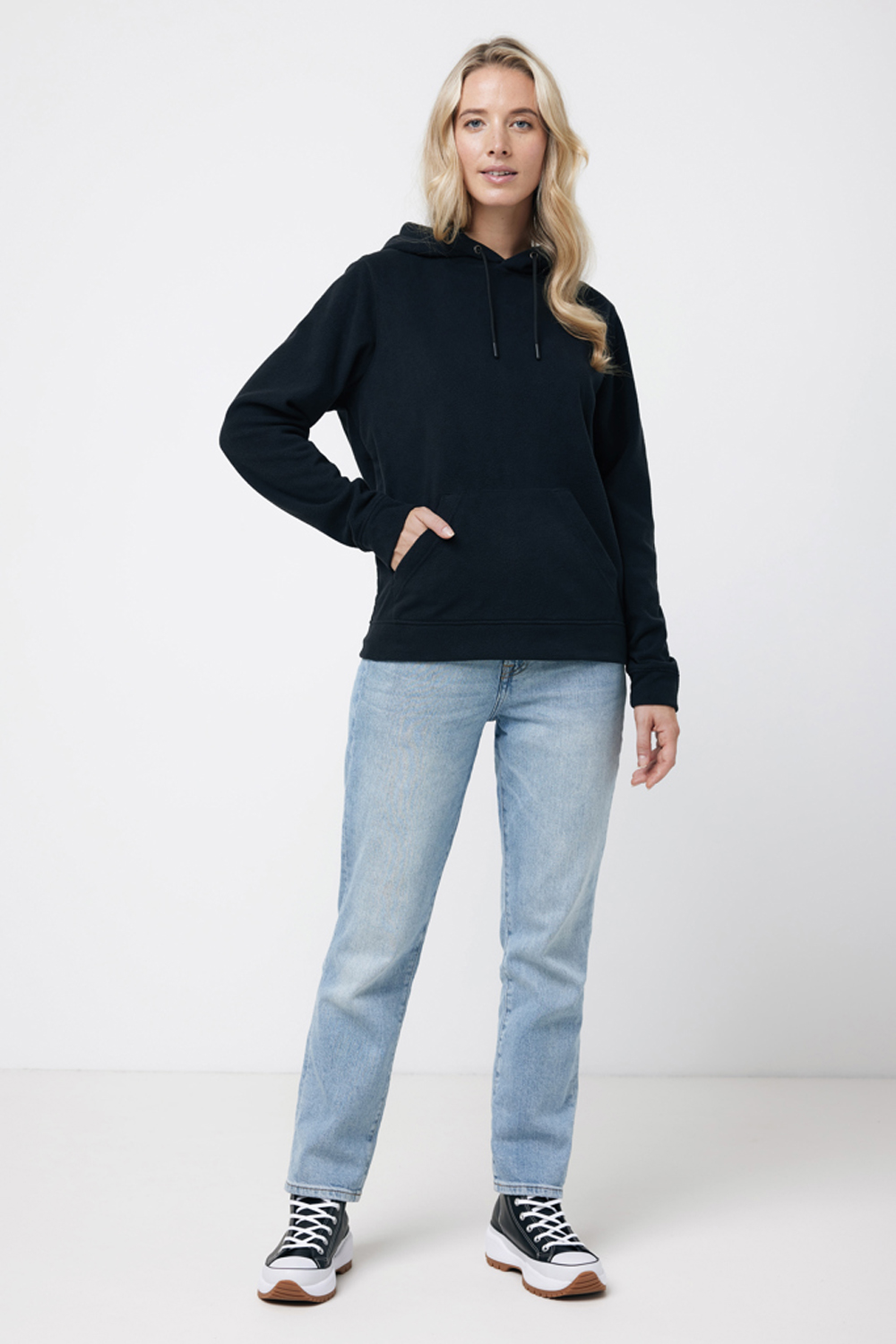 Худи Iqoniq Trivor из переработанного полиэстера AWARE™, унисекс, 240 г/м² (Изображение 11)