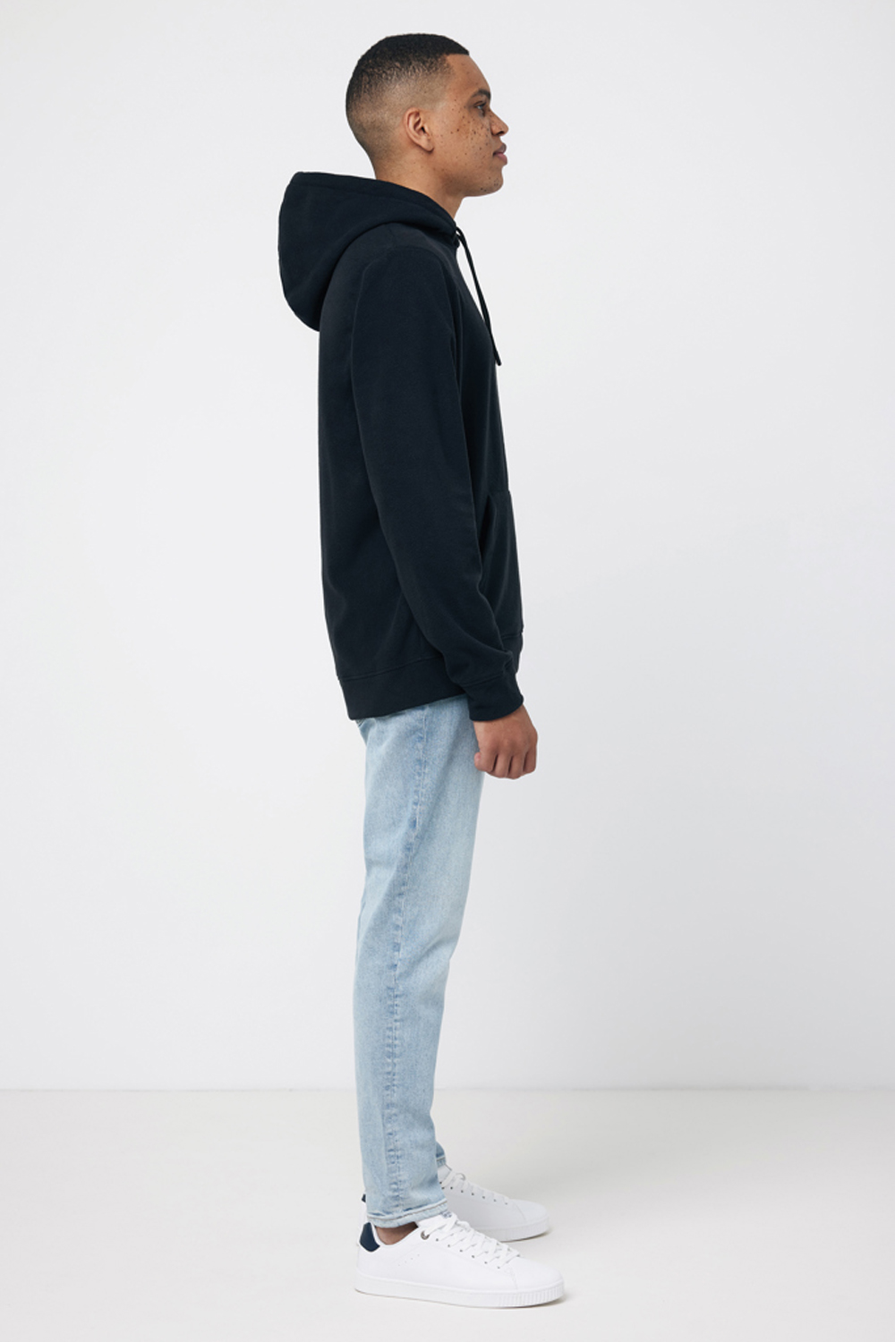 Худи Iqoniq Trivor из переработанного полиэстера AWARE™, унисекс, 240 г/м² (Изображение 9)