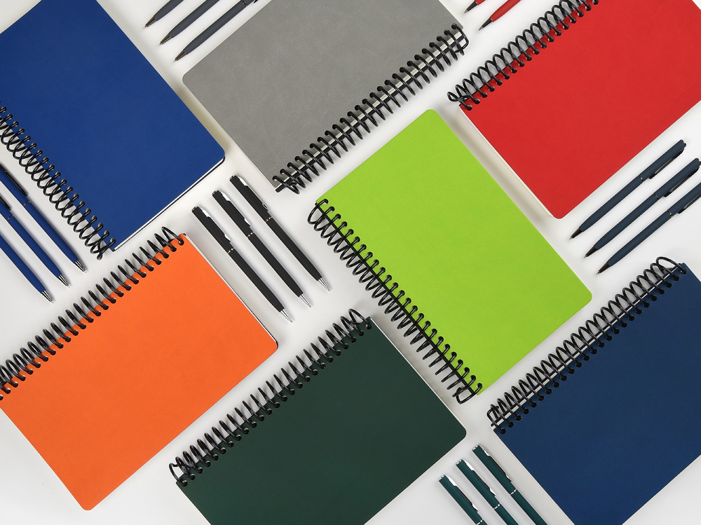 Ежедневник недатированный на спирали А5 Agenda (Изображение 7)