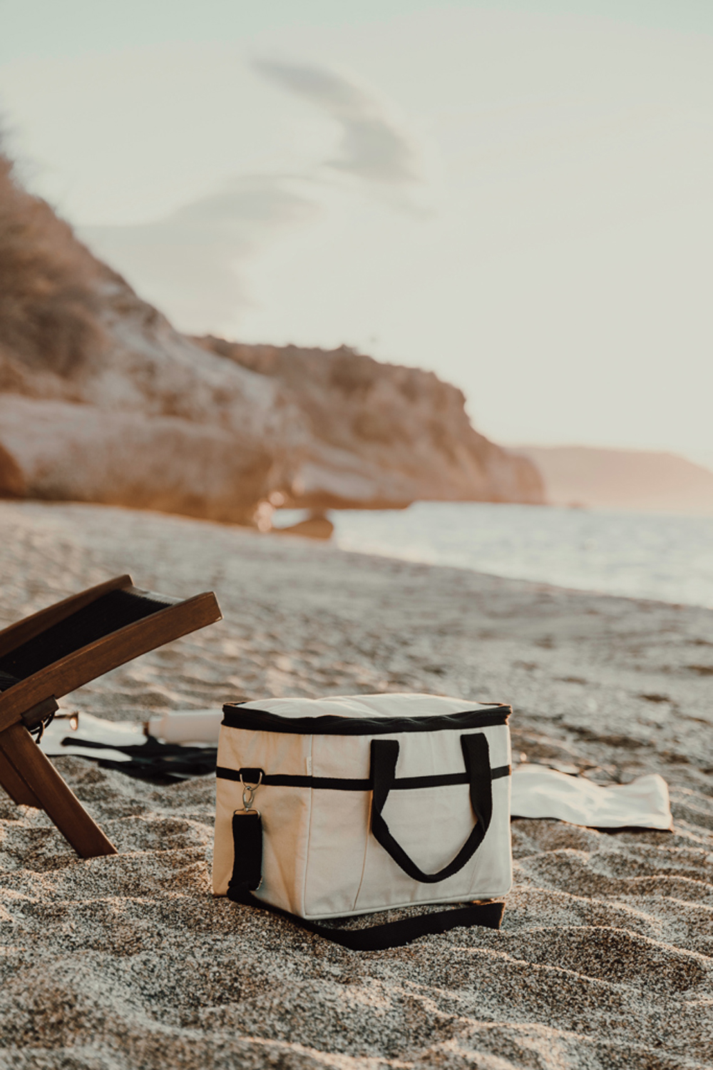 Сумка-холодильник VINGA Volonne из переработанного канваса и rPET AWARE™ (Изображение 4)