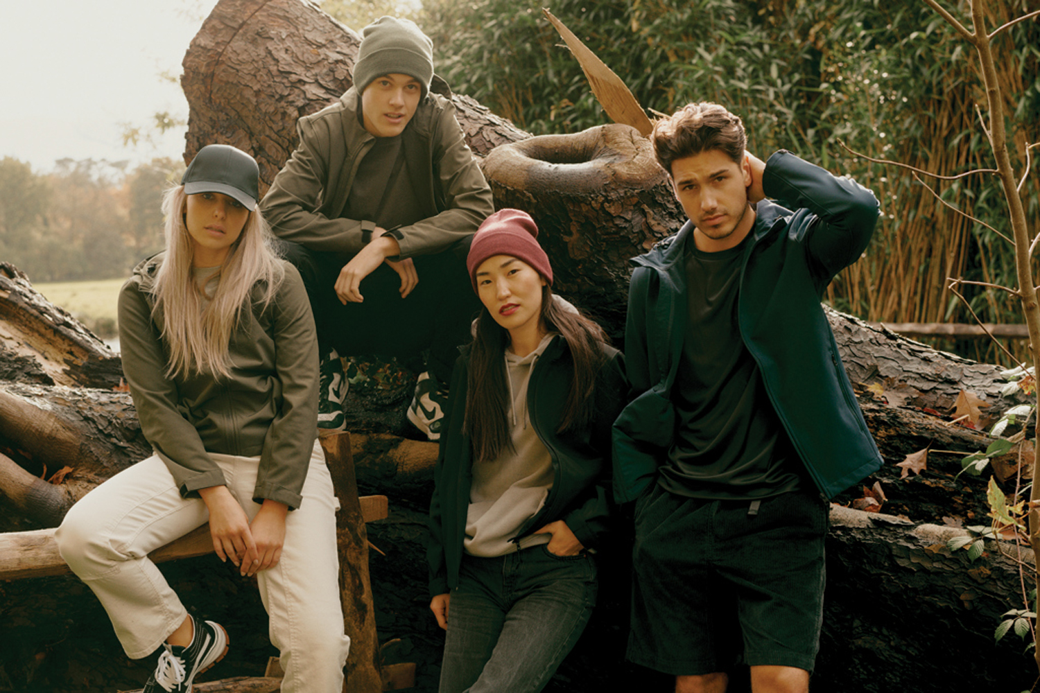 Женская куртка Iqoniq Makalu из переработанного полиэстера AWARE™, 300 г/м² (Изображение 18)