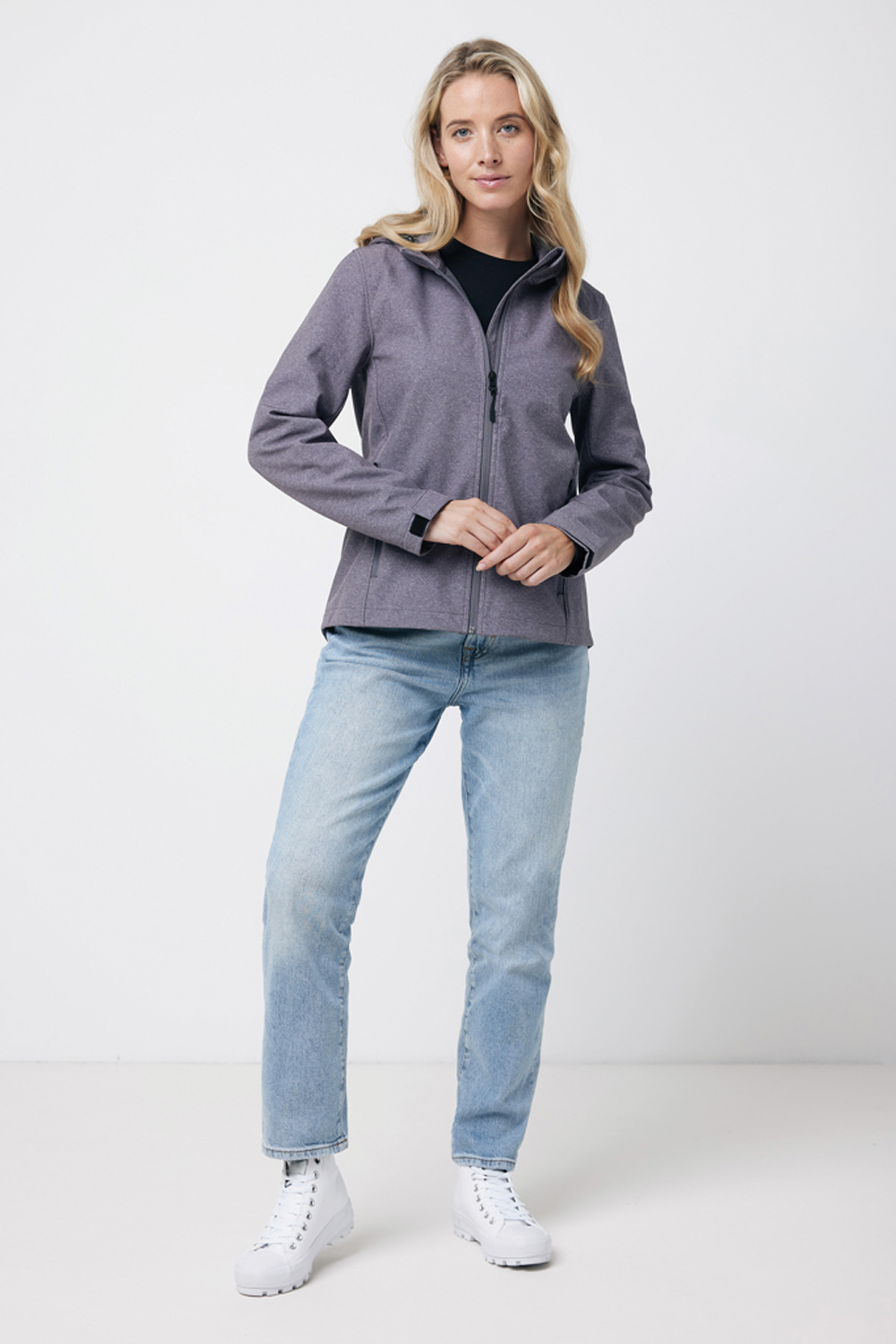 Женская куртка Iqoniq Makalu из переработанного полиэстера AWARE™, 300 г/м² (Изображение 10)