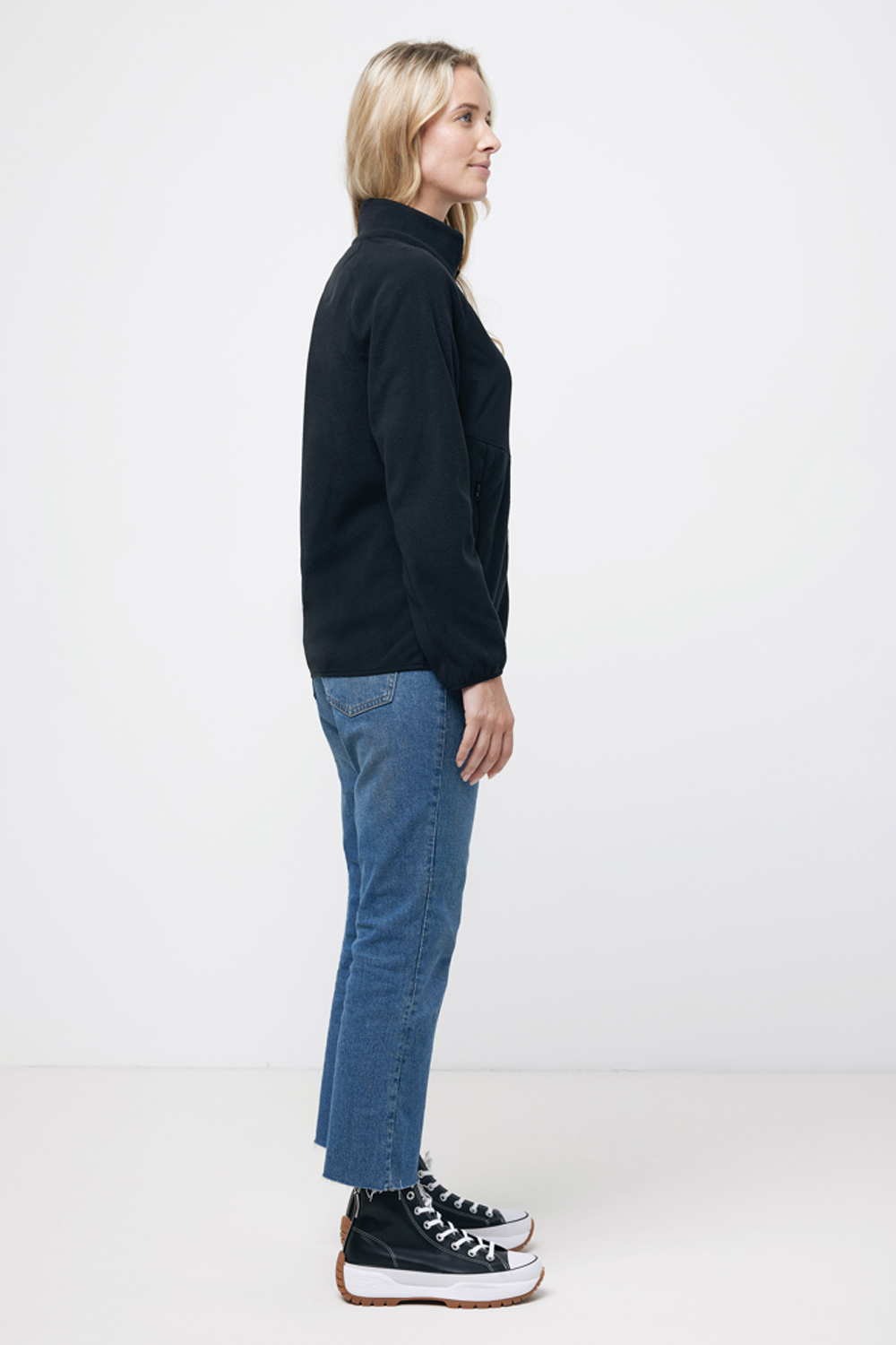 Толстовка Iqoniq Talung из переработанного полиэстера AWARE™, унисекс, 240 г/м² (Изображение 17)