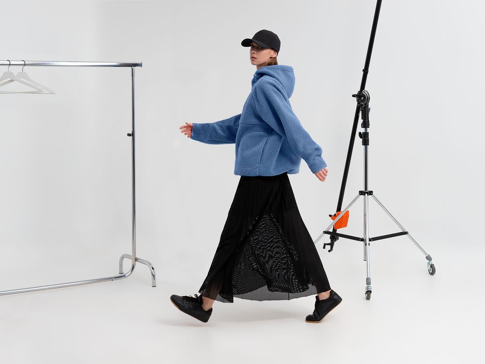 Бейсболка Kosmos, черная (Изображение 1)