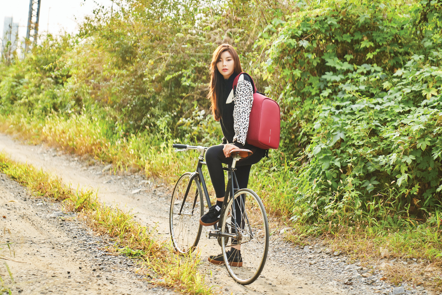 Антикражный рюкзак Bobby Hero Small, красный (Изображение 25)