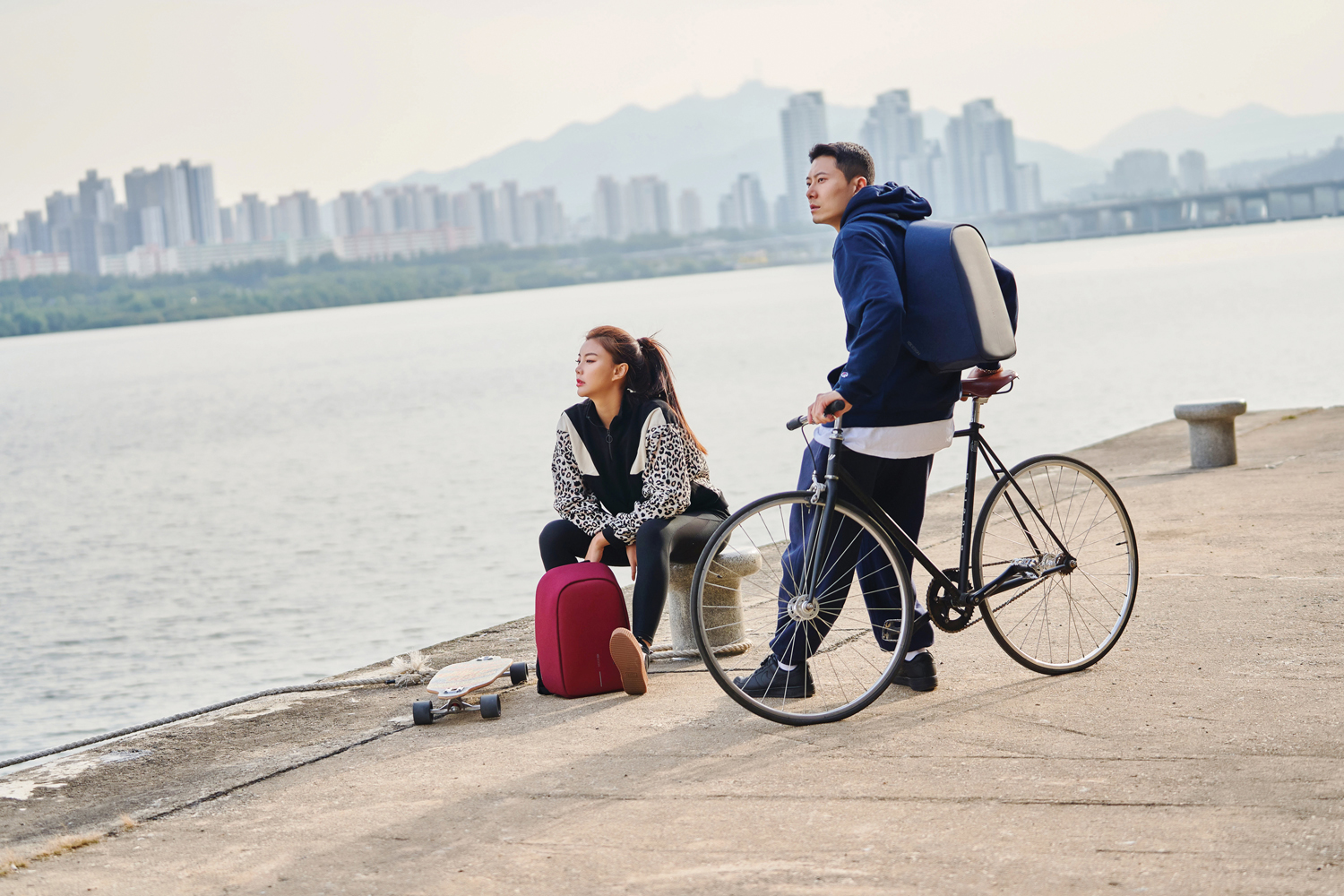 Антикражный рюкзак Bobby Hero Small, красный (Изображение 21)