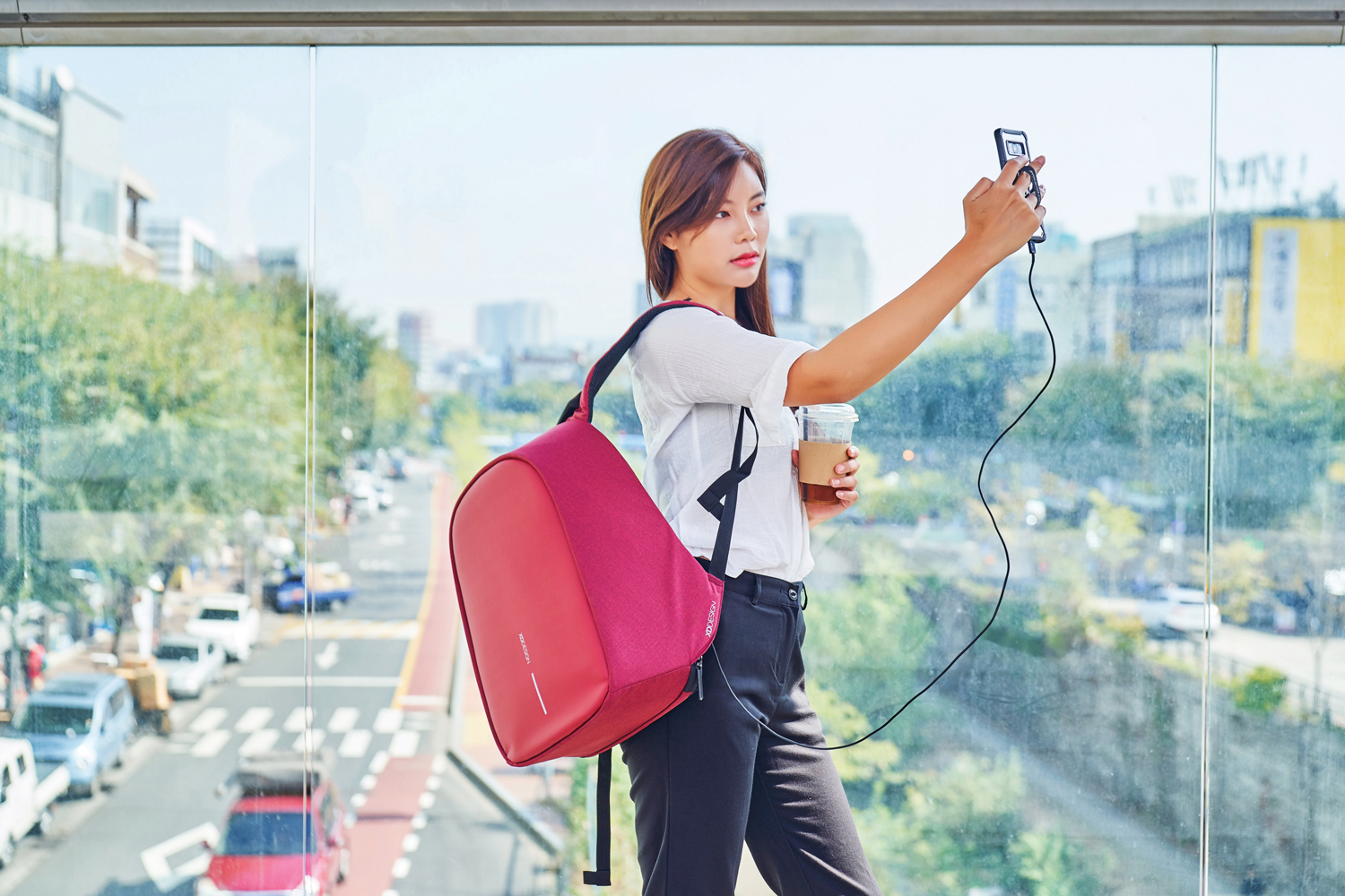 Антикражный рюкзак Bobby Hero Small, красный (Изображение 23)