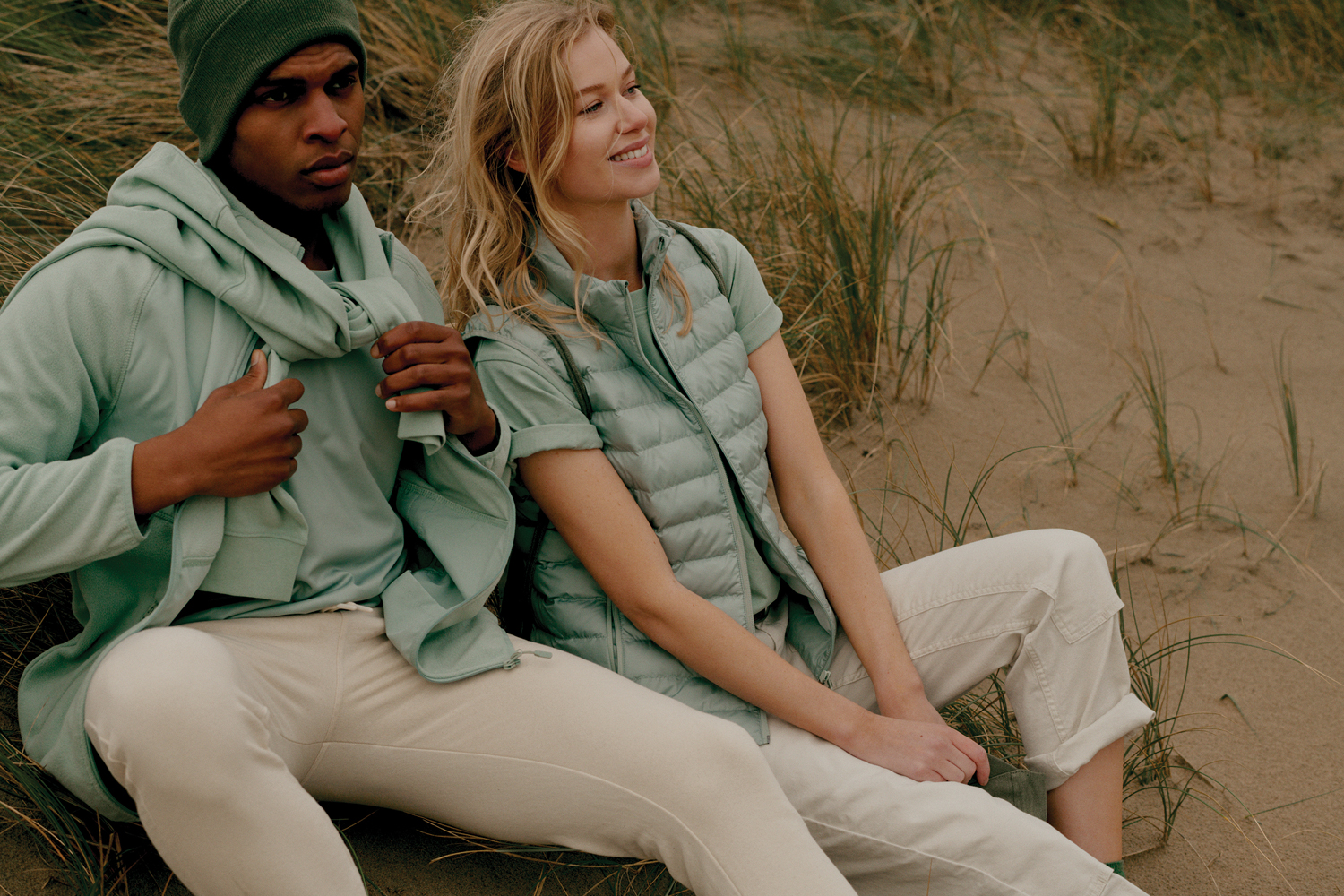 Женский стеганый жилет Iqoniq Meru из переработанного полиэстера AWARE™, 70 г/м² (Изображение 11)