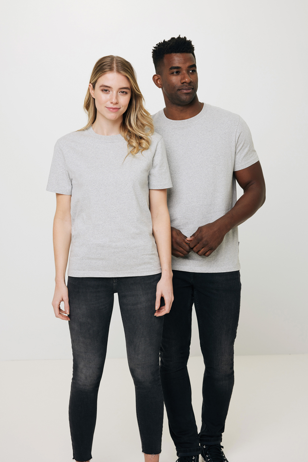 Футболка Iqoniq Manuel из переработанного неокрашенного хлопка, унисекс, 180 г/м² (Изображение 41)