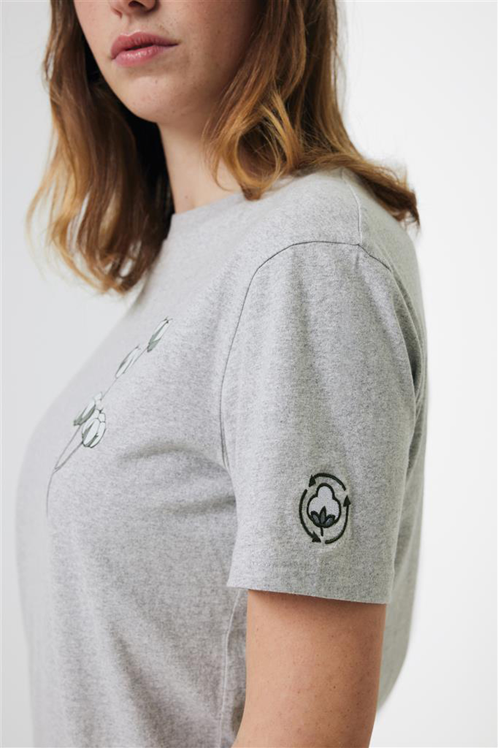 Футболка Iqoniq Manuel из переработанного неокрашенного хлопка, унисекс, 180 г/м² (Изображение 22)