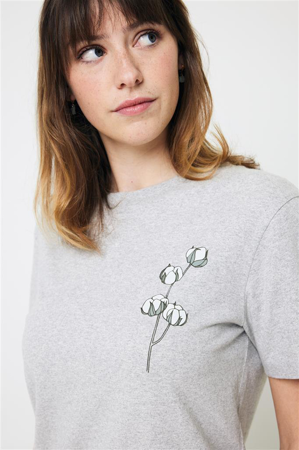 Футболка Iqoniq Manuel из переработанного неокрашенного хлопка, унисекс, 180 г/м² (Изображение 22)