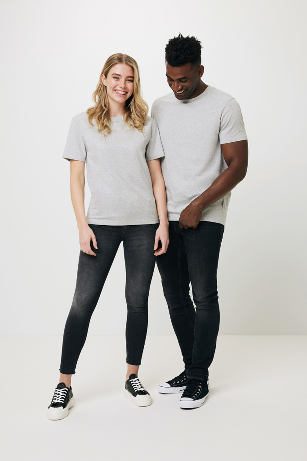 Футболка Iqoniq Manuel из переработанного неокрашенного хлопка, унисекс, 180 г/м² (Изображение 26)