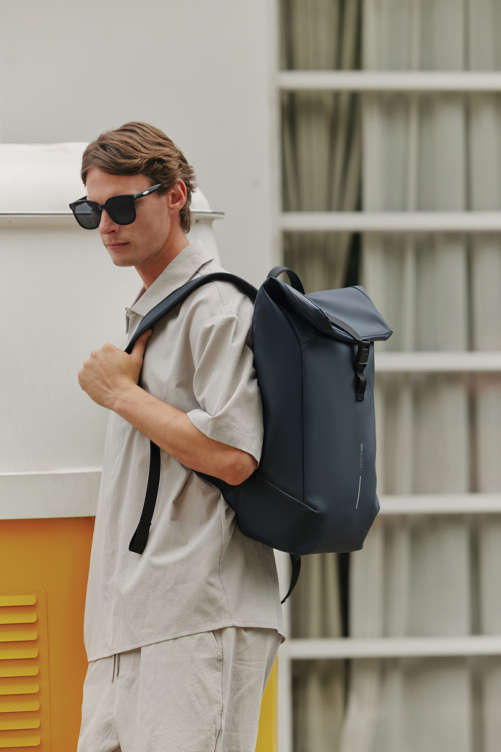 Антикражный водонепроницаемый рюкзак Urban Flap-Top, темно-синий (Изображение 5)
