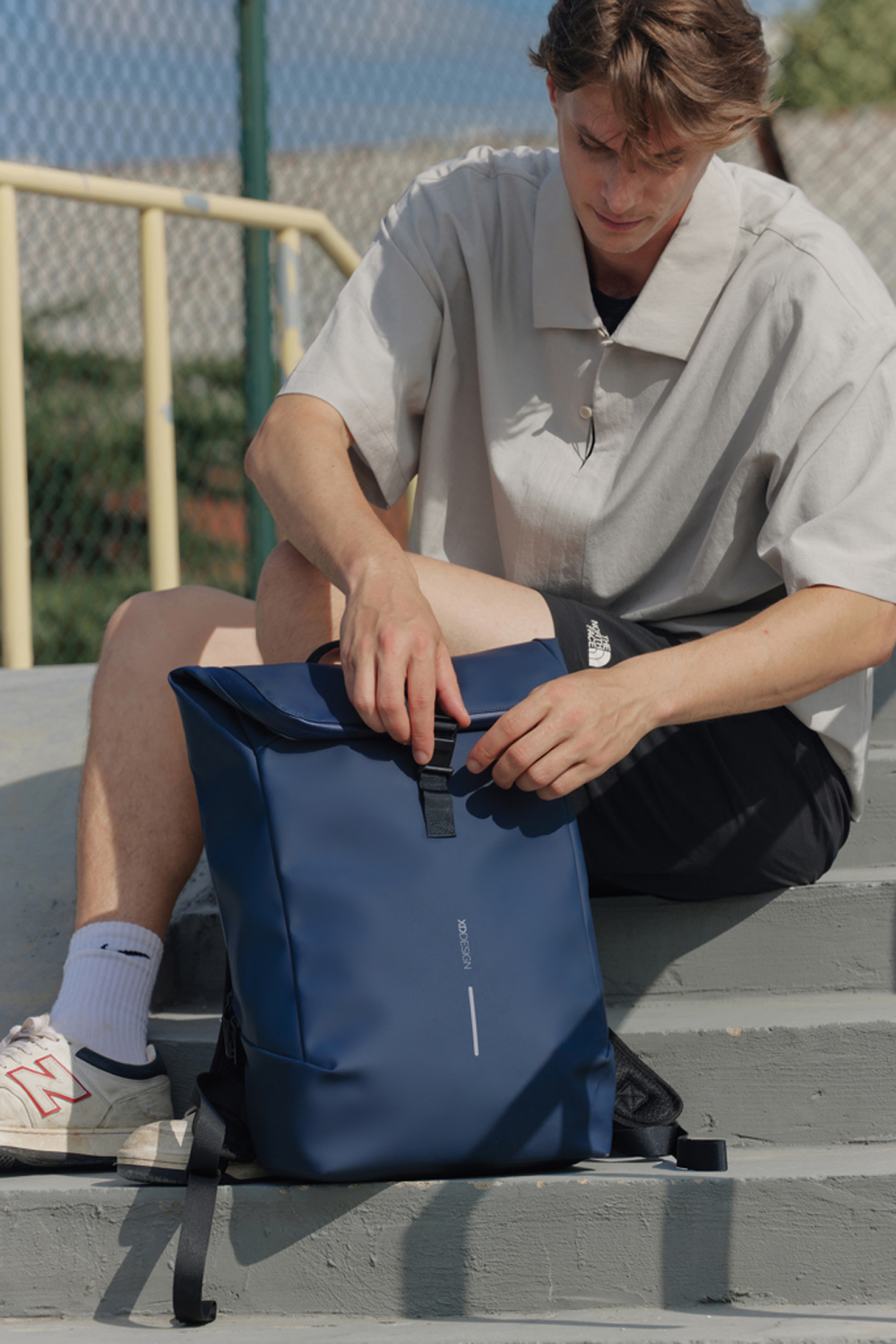 Антикражный водонепроницаемый рюкзак Urban Flap-Top, темно-синий (Изображение 17)