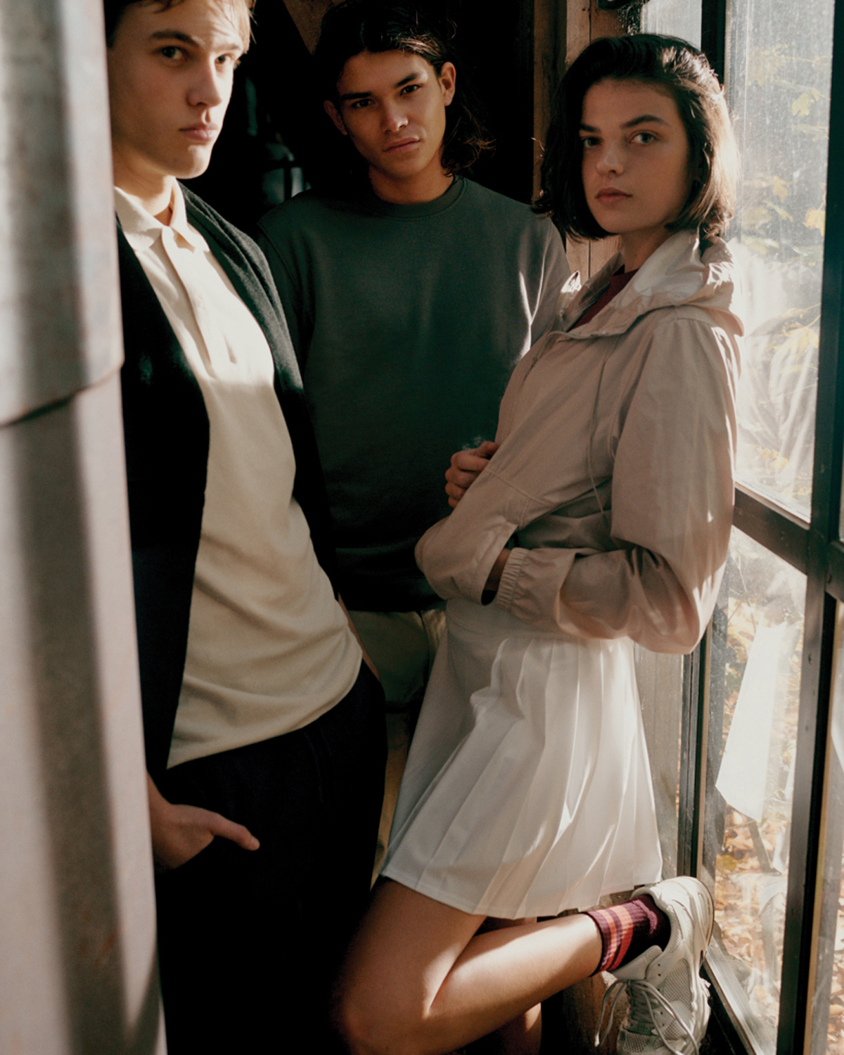 Ветровка Iqoniq Logan из переработанного полиэстера AWARE™, унисекс, 70 г/м² (Изображение 5)