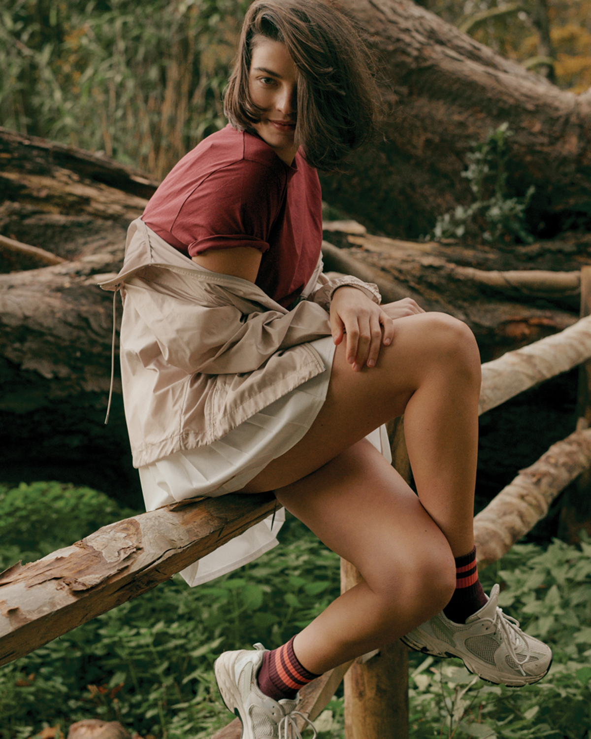 Ветровка Iqoniq Logan из переработанного полиэстера AWARE™, унисекс, 70 г/м² (Изображение 10)