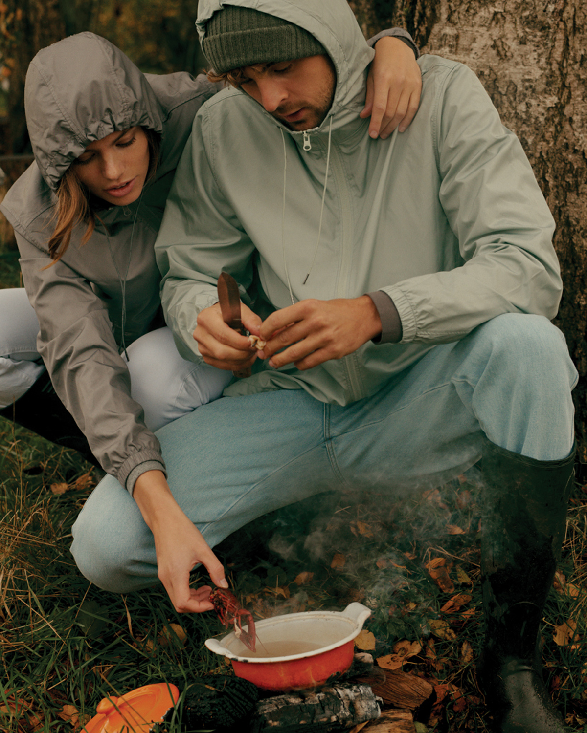 Ветровка Iqoniq Logan из переработанного полиэстера AWARE™, унисекс, 70 г/м² (Изображение 14)