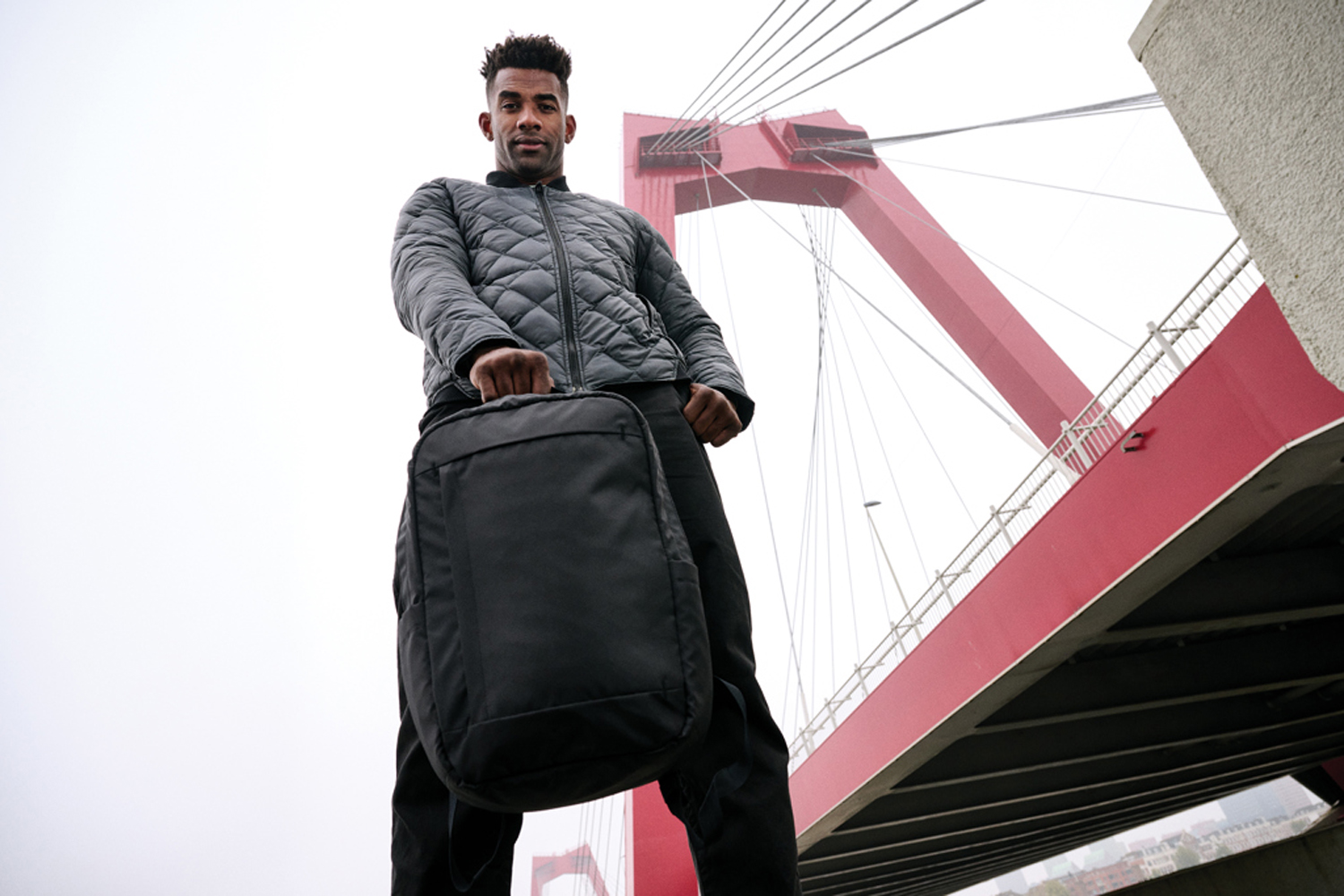 Рюкзак для ноутбука Swiss Peak Edin из rPET Aware™, 15.6" (Изображение 11)