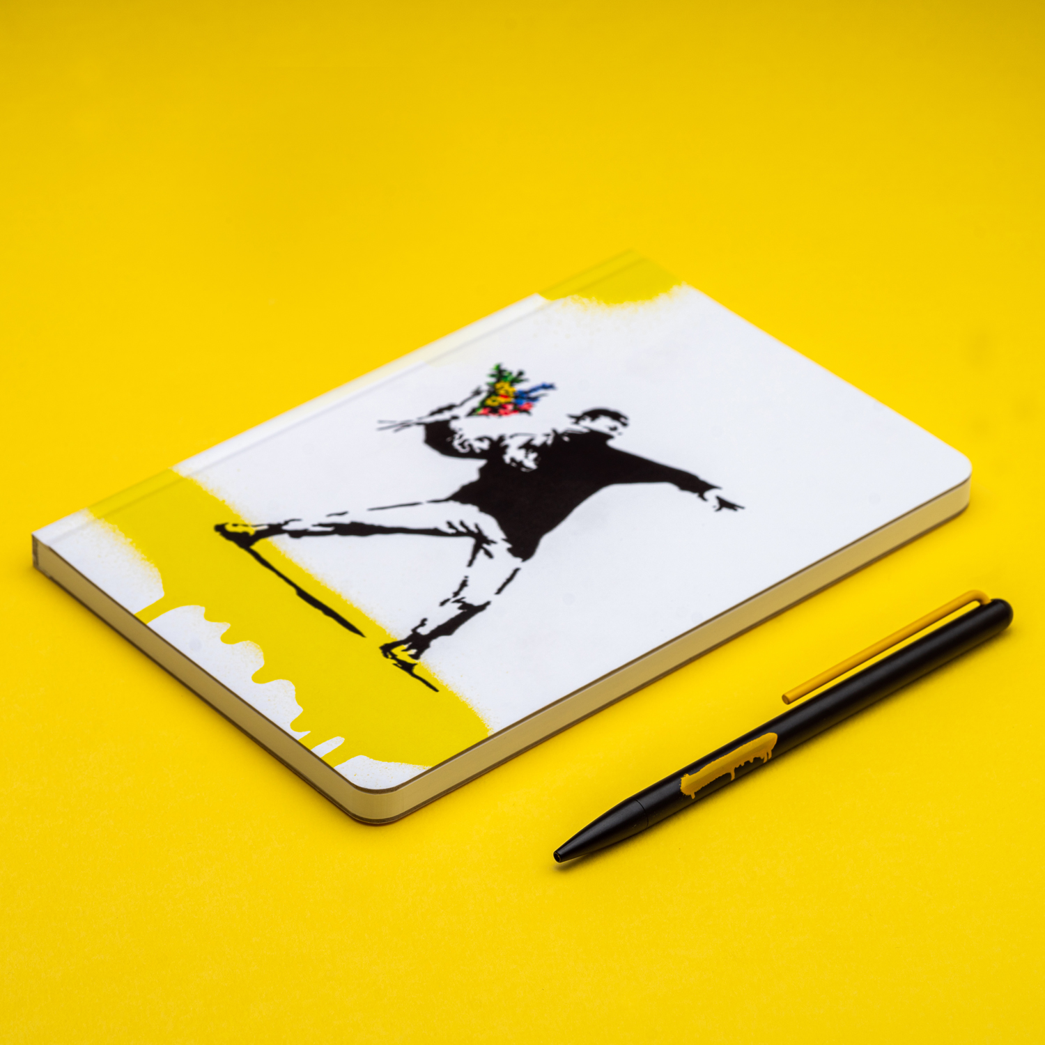 Набор Pininfarina Banksy Метатель цветов: шариковая ручка GrafeeX и блокнот линованный из каменной б (Изображение 5)