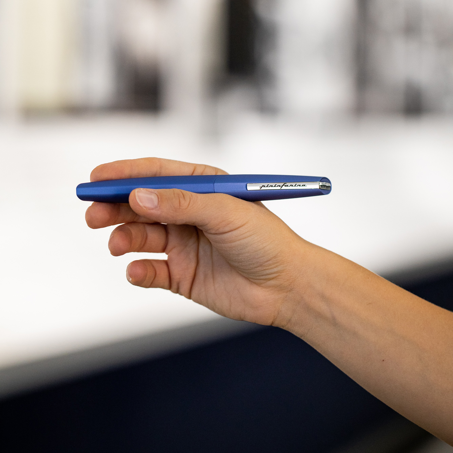 Перьевая ручка PININFARINA PF Two BLUE (Изображение 5)