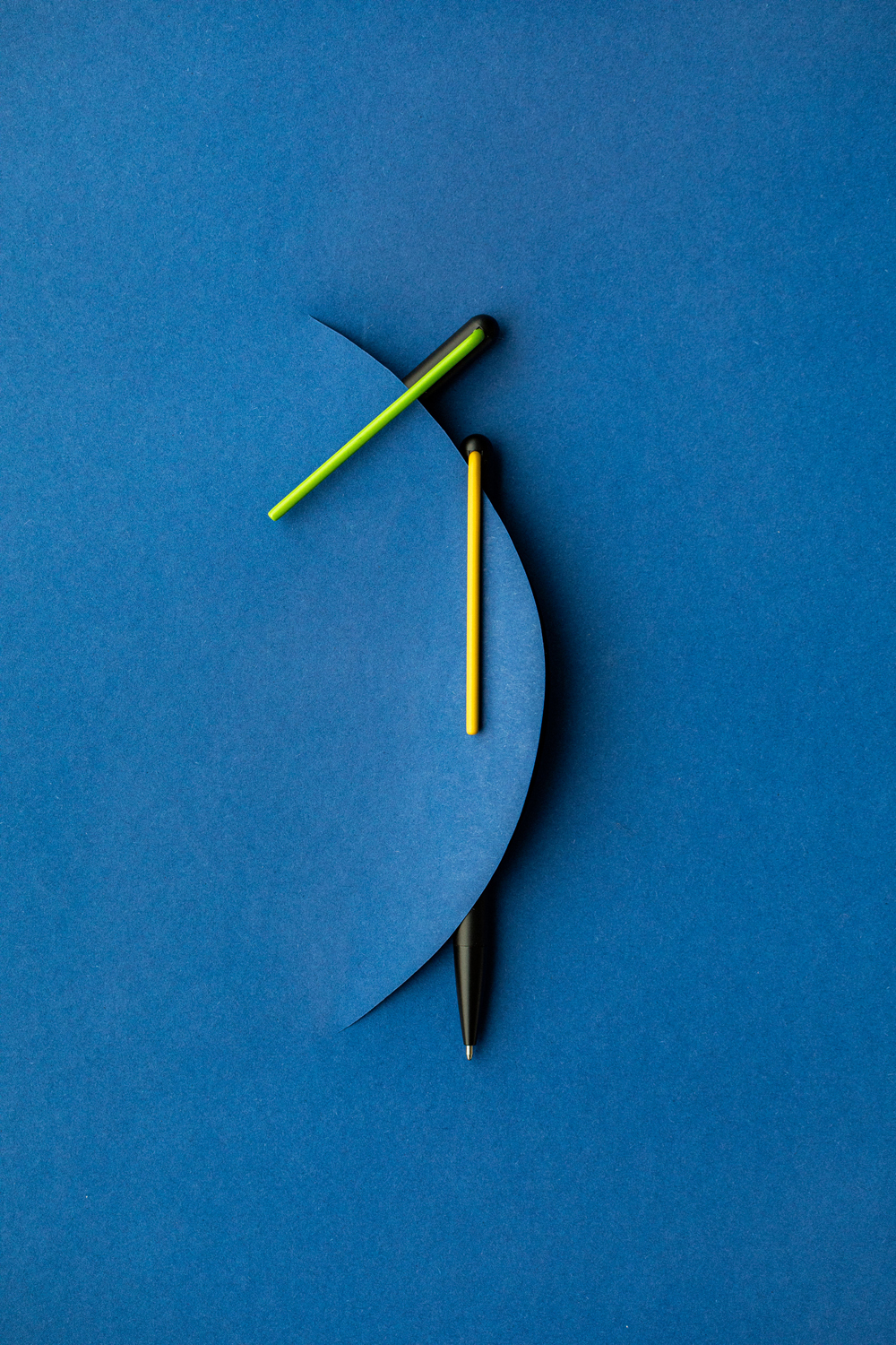 Шариковая ручка Pininfarina GrafeeX с зеленым клипом в чехле (Изображение 6)