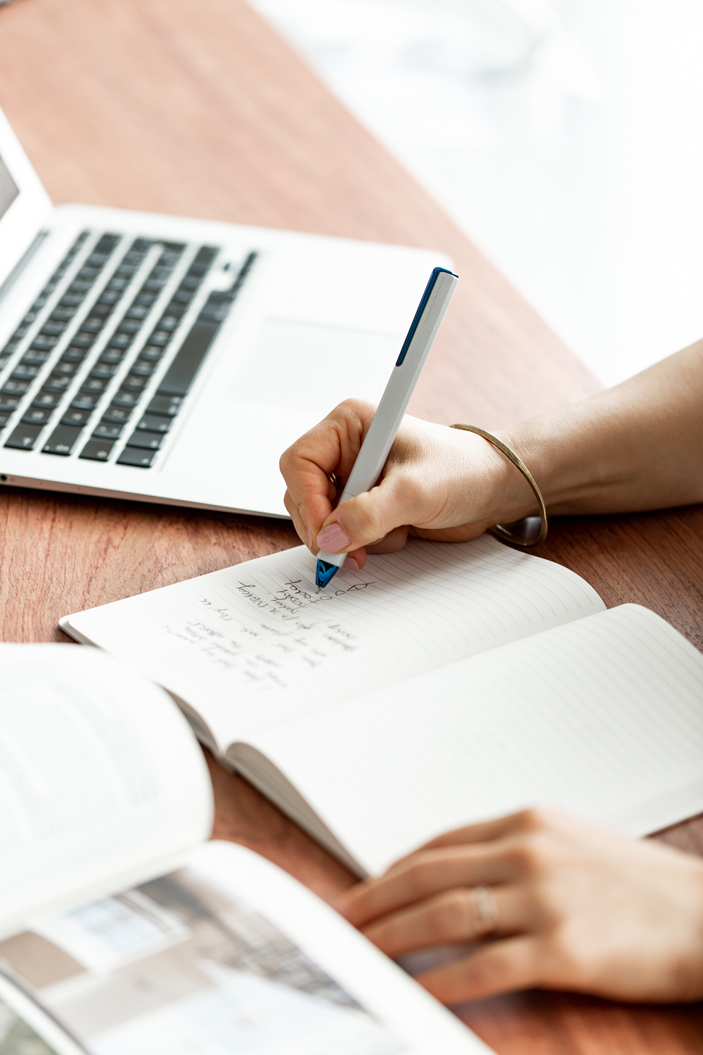 Шариковая ручка PININFARINA PF One SILVER /BLUE (Изображение 10)