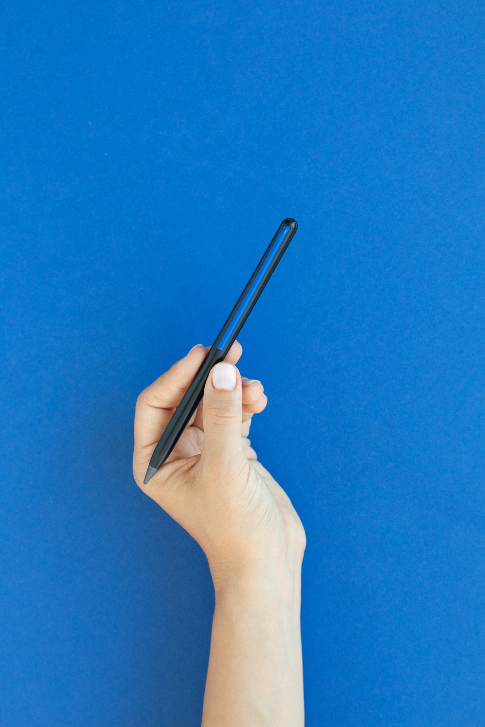 Карандаш GrafeeX с синим клипом в чехле (Изображение 5)