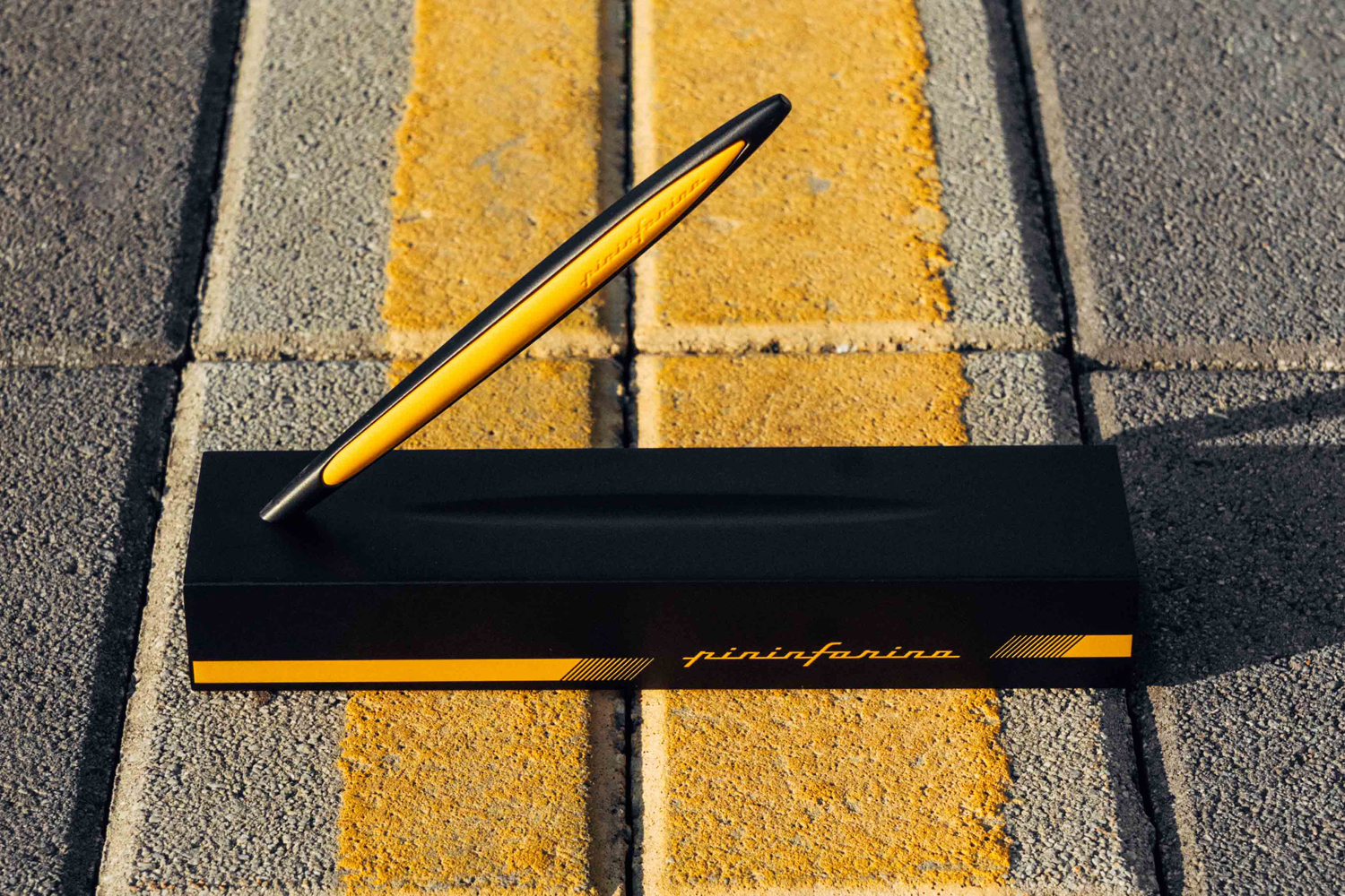 Шариковая ручка Pininfarina Cambiano Race Yellow (Изображение 17)