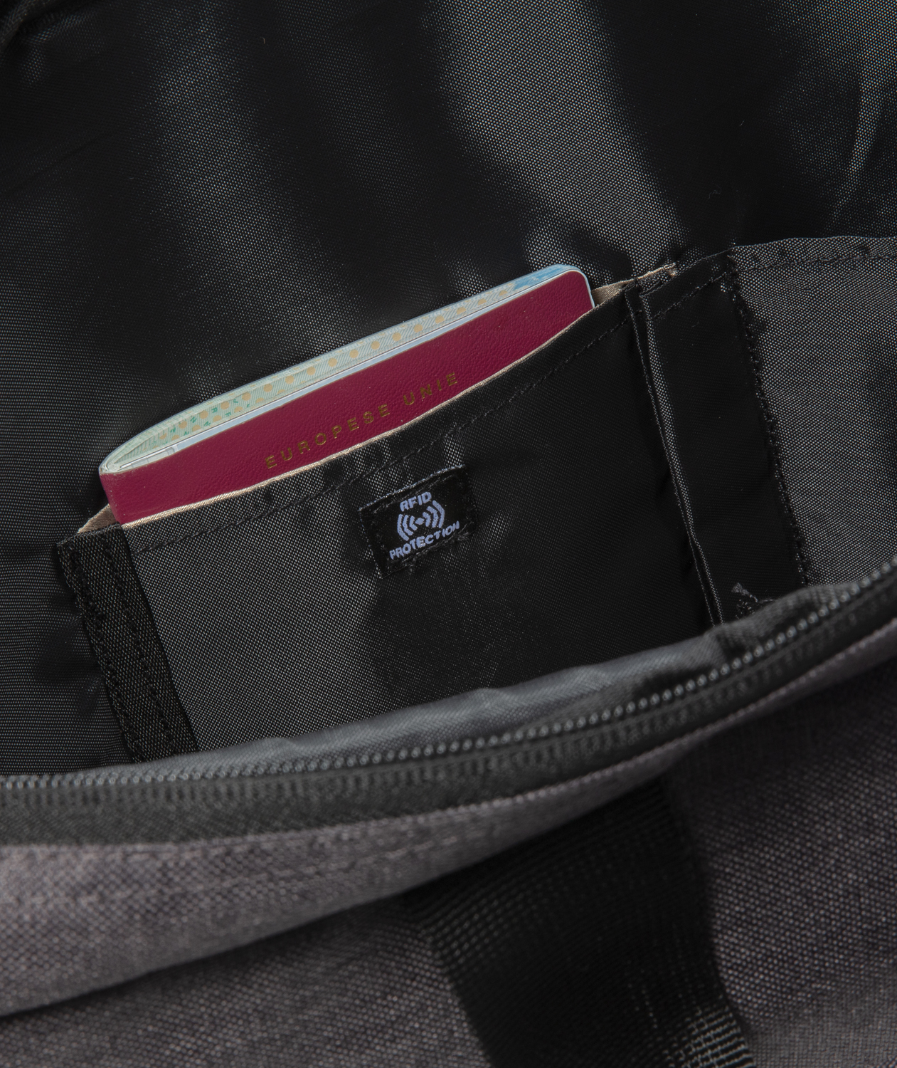 Сумка для ноутбука Duo color с RFID защитой, 15.6” (не содержит ПВХ) (Изображение 8)