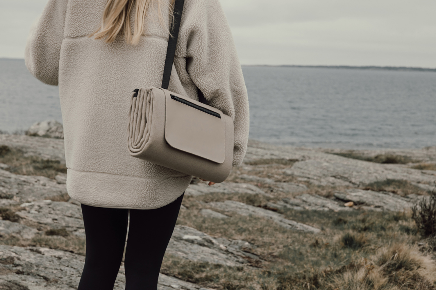 Плед для пикника VINGA Baltimore из переработанного полиэстера RCS, 150х130 см (Изображение 6)