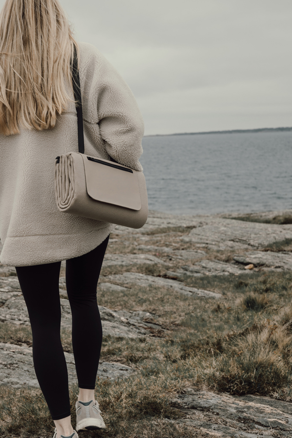 Плед для пикника VINGA Baltimore из переработанного полиэстера RCS, 150х130 см (Изображение 7)