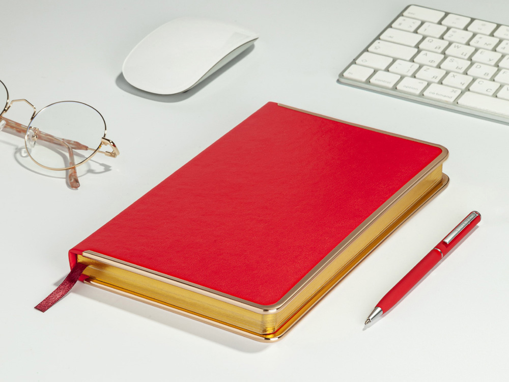 Ежедневник А5 недатированный Chelsea, красный (золотистый кант и срез) (Р) (Изображение 5)