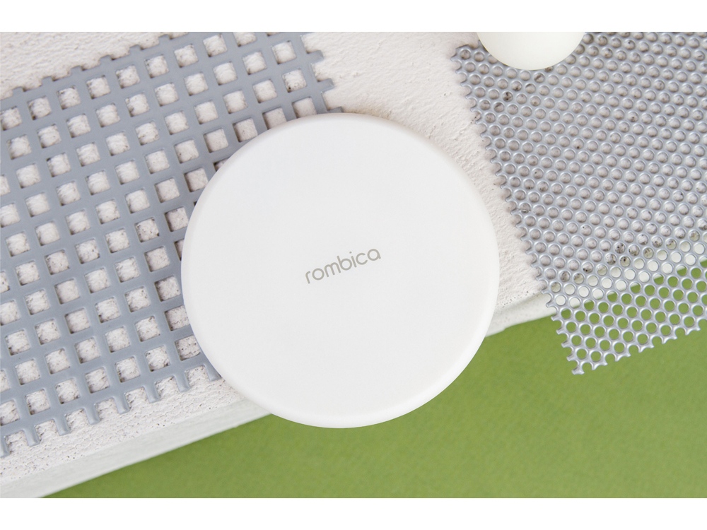 Беспроводное зарядное устройство Rombica NEO Q1W Quick, белый (Р) (Изображение 14)