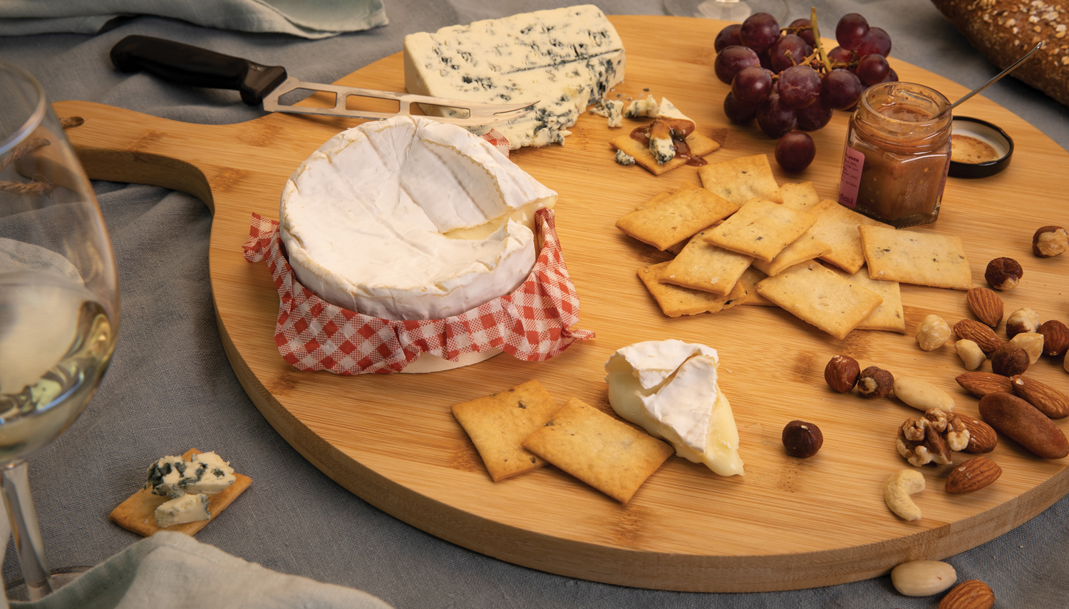 Круглая сервировочная доска из бамбука Ukiyo (Изображение 5)