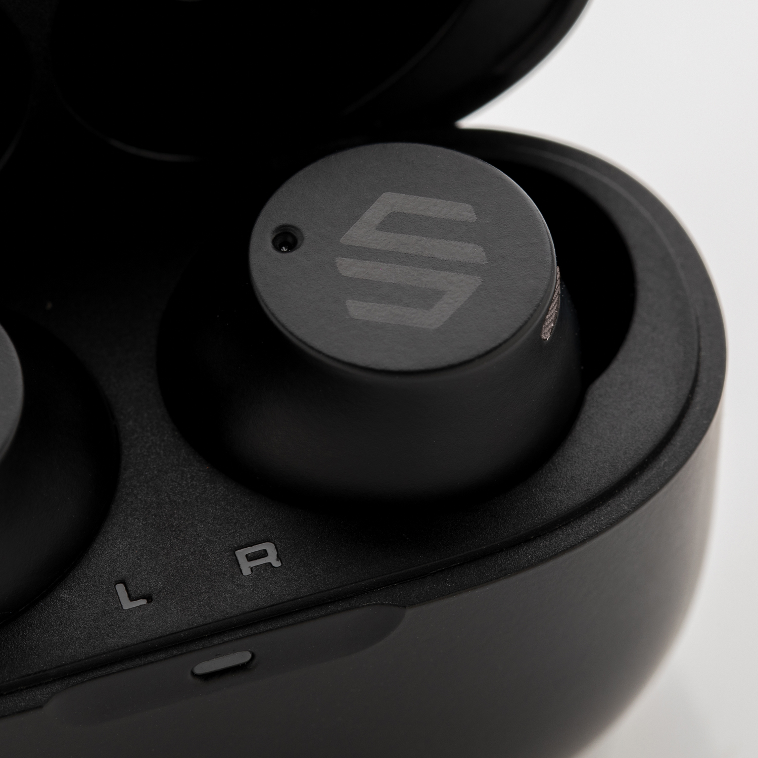 Беспроводные наушники Urban Vitamin Napa (Изображение 13)