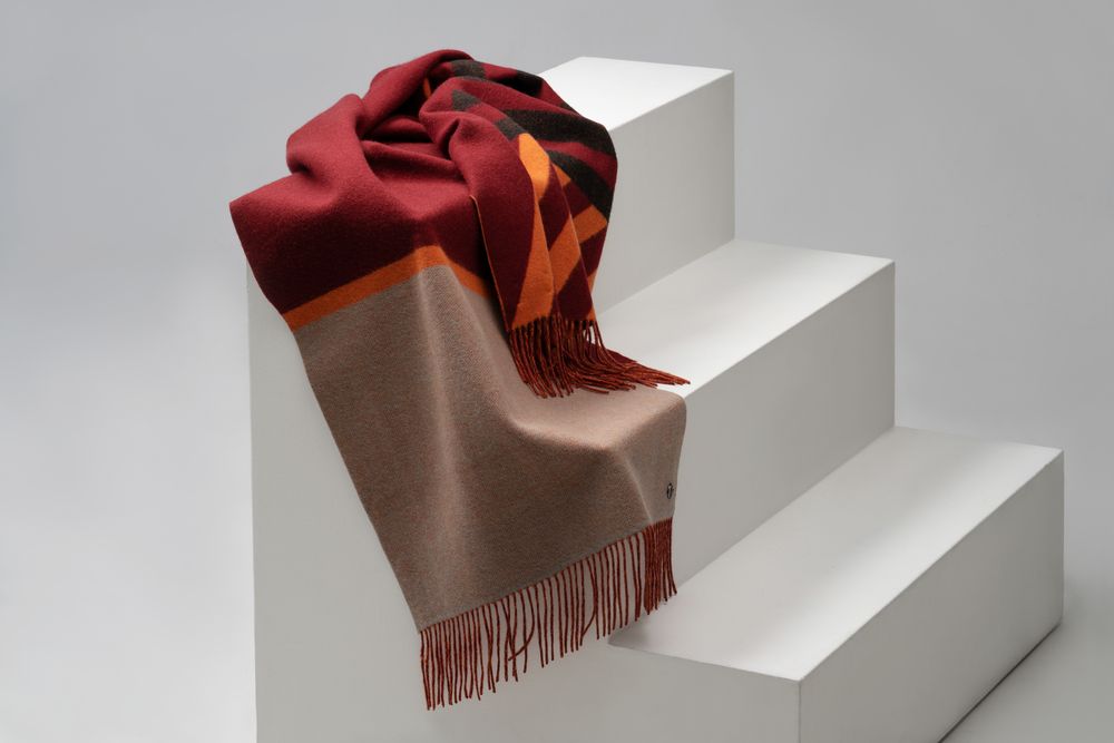 Палантин Charming, коричневый с оранжевым (Изображение 17)